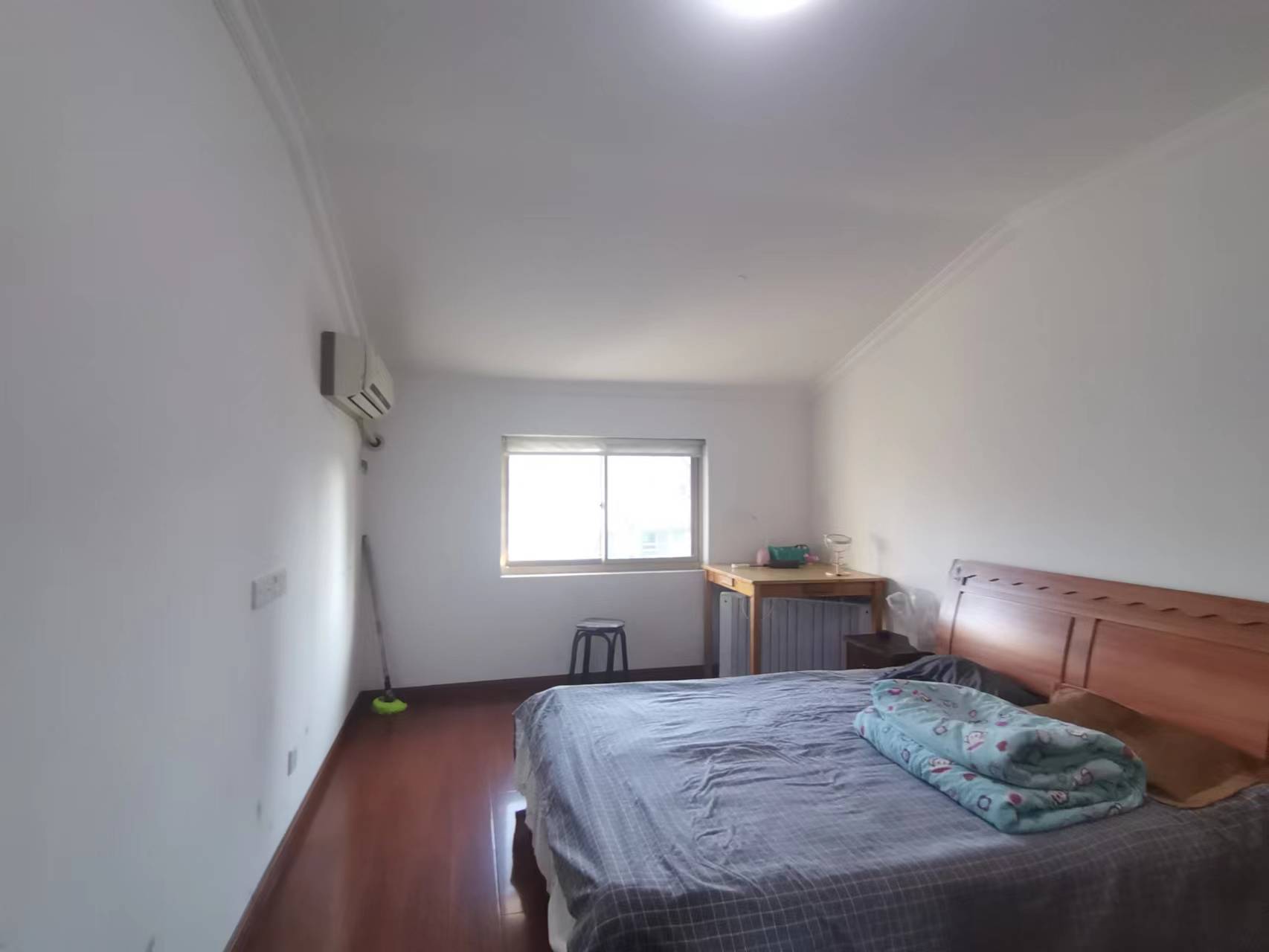 天都花苑 6室2厅2卫 213.83m&sup2;