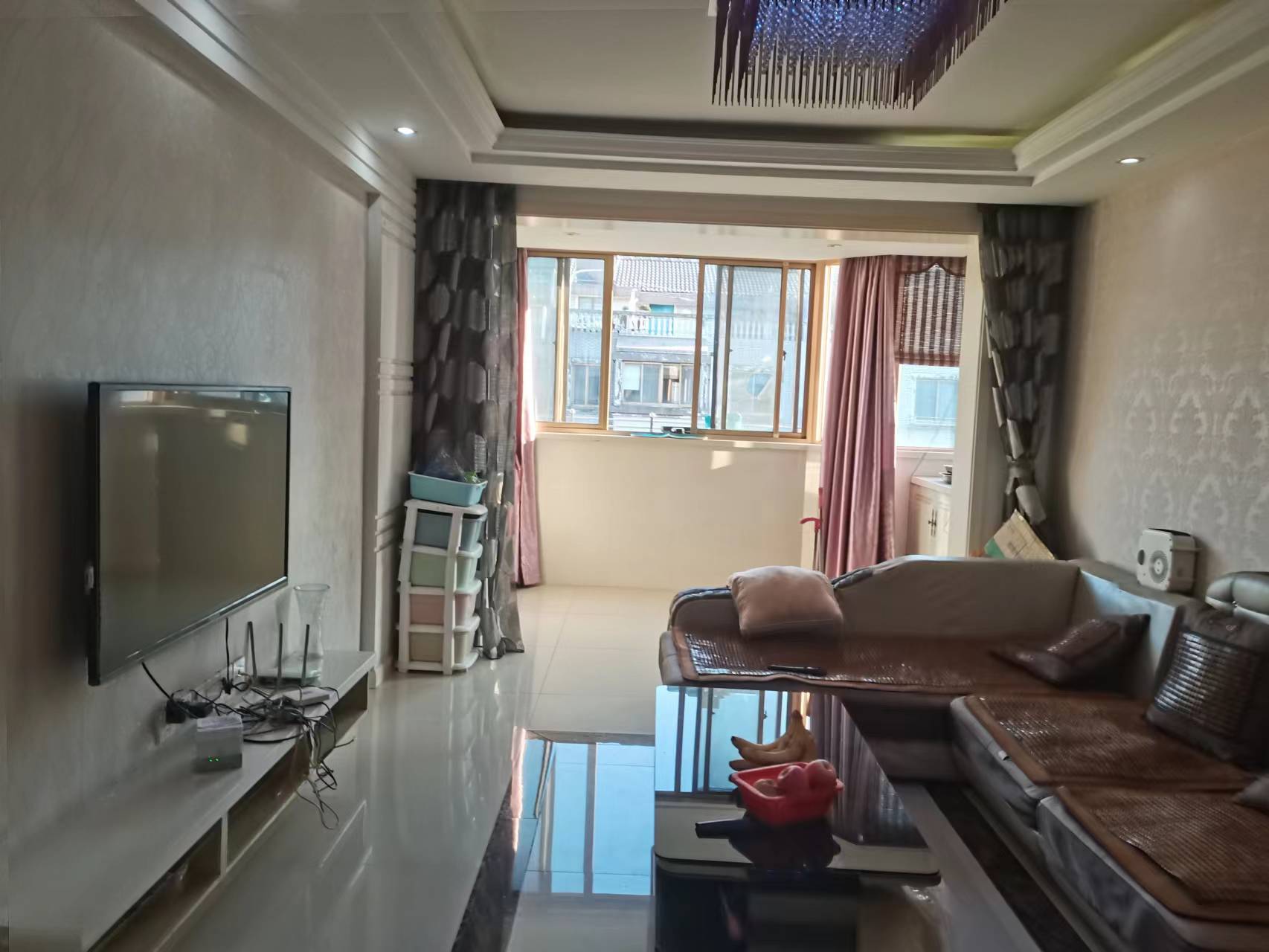 天都花苑 6室2厅2卫 213.83m&sup2;