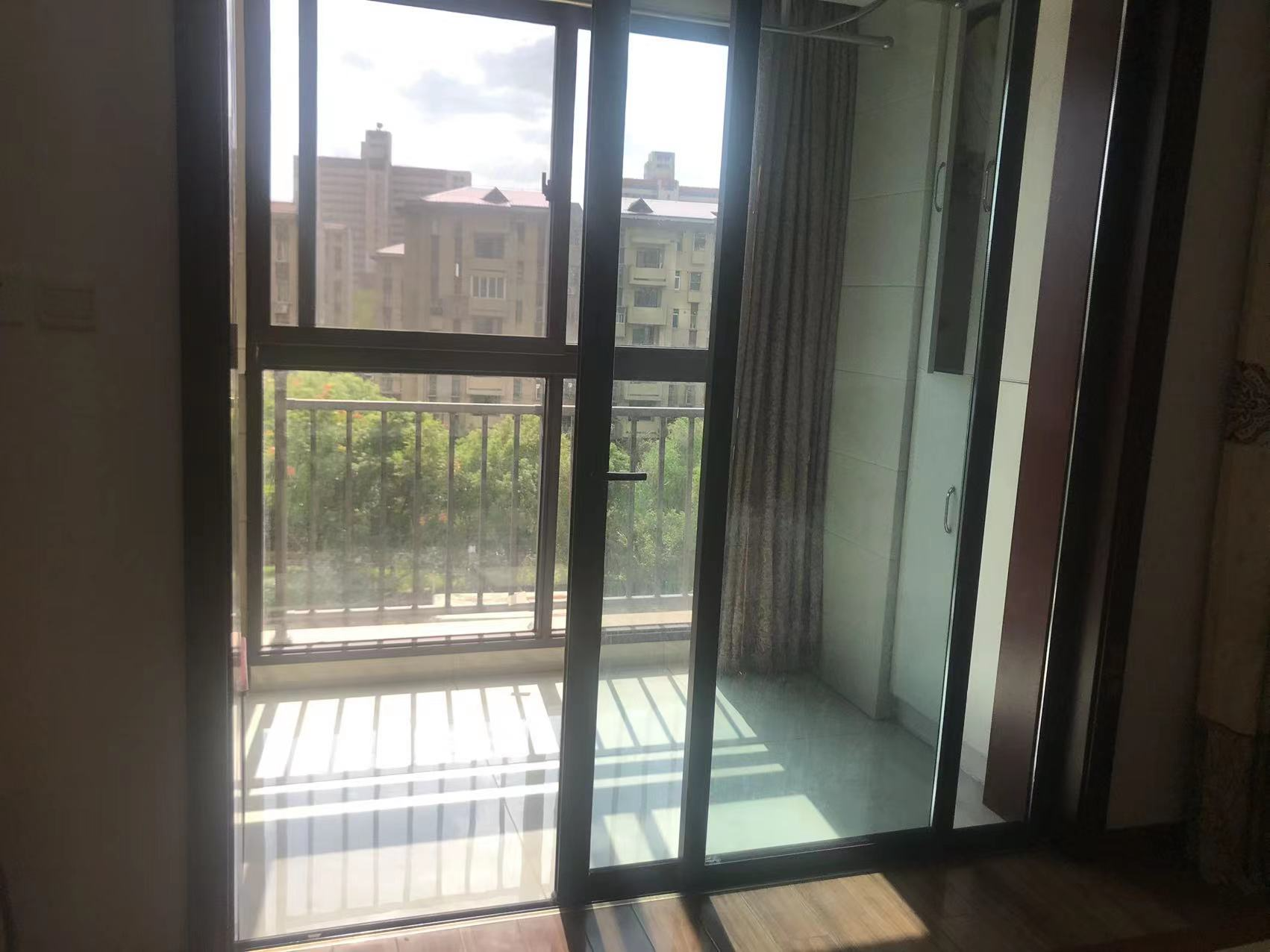 万科濠河传奇 1室1厅1卫 52m&sup2;