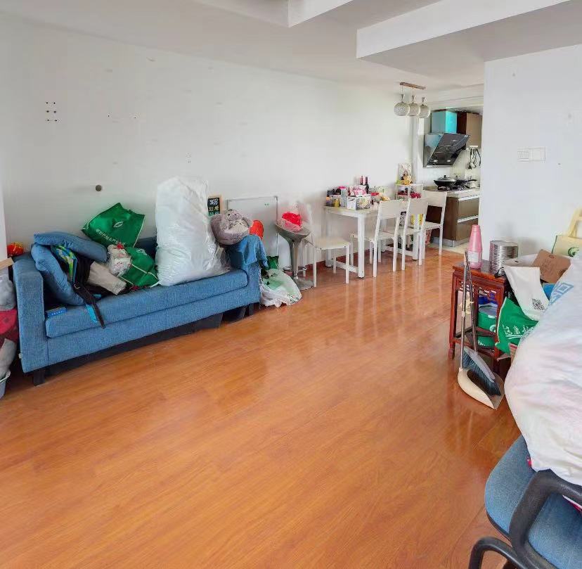 百花大厦 3室2厅2卫 58m&sup2;