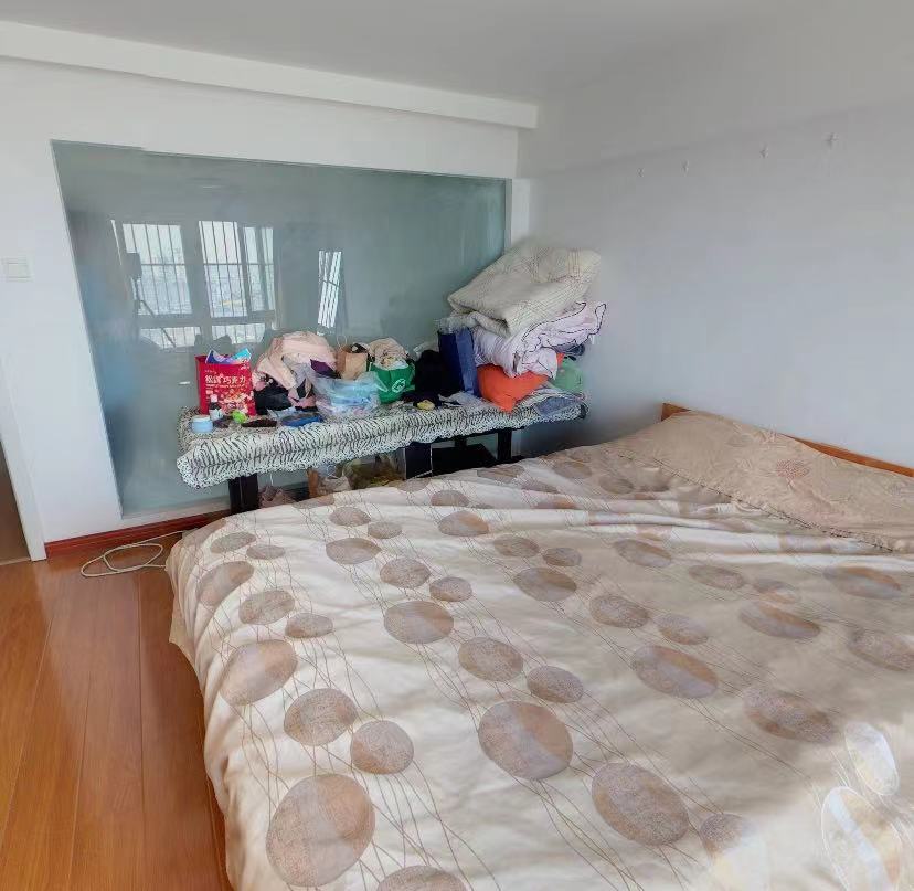百花大厦 3室2厅2卫 58m&sup2;