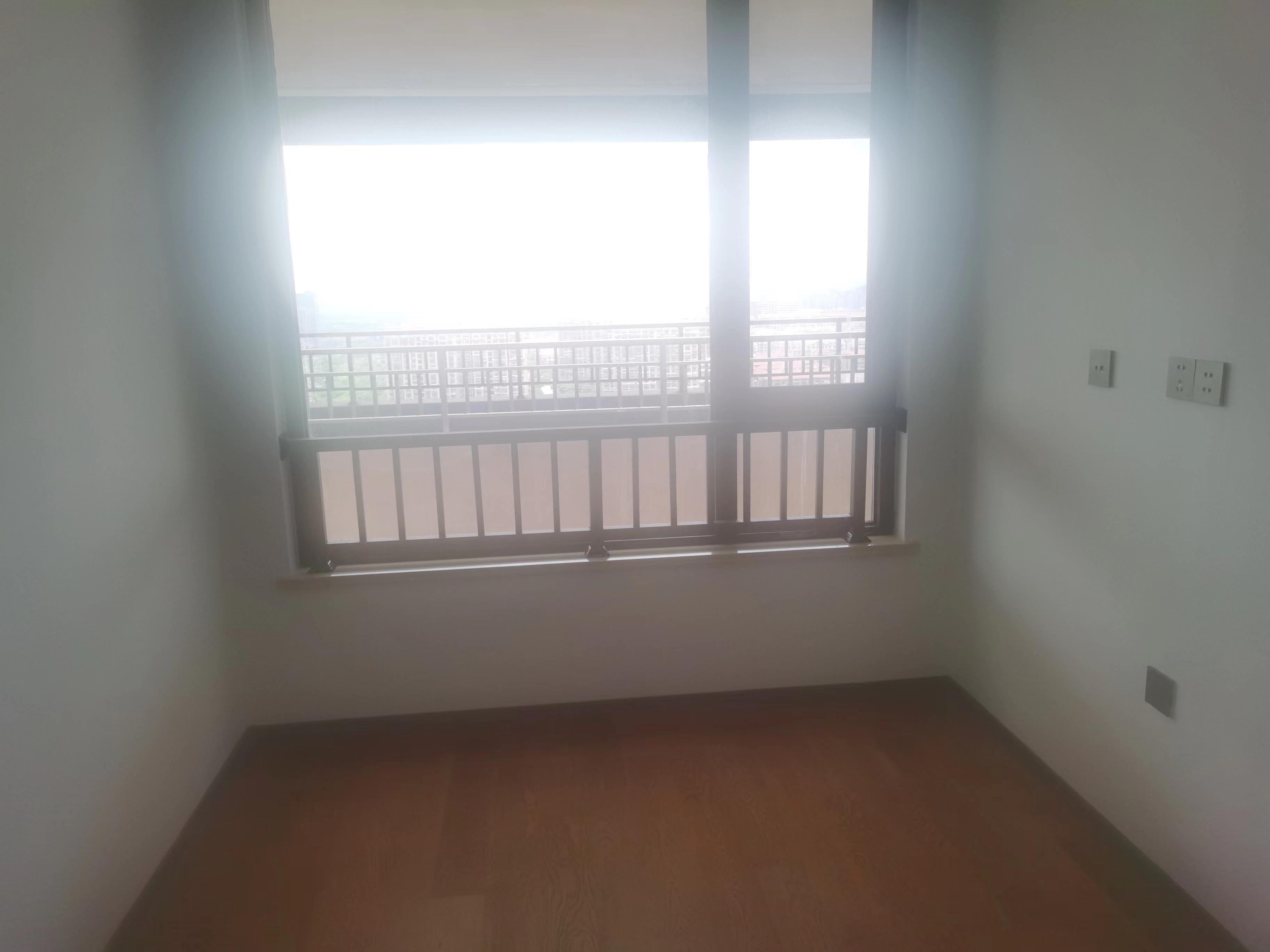 春风南岸西园 4室2厅2卫 140m&sup2;
