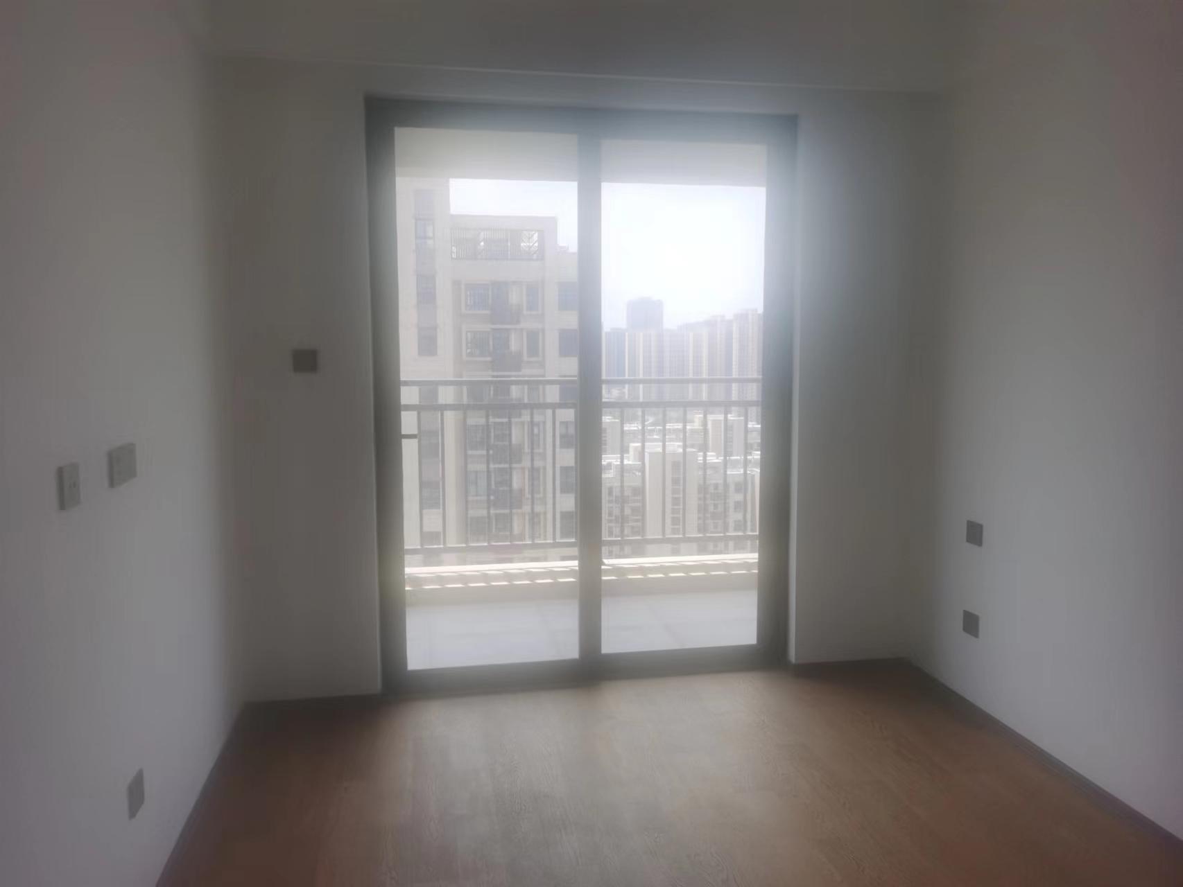 春风南岸西园 4室2厅2卫 140m&sup2;