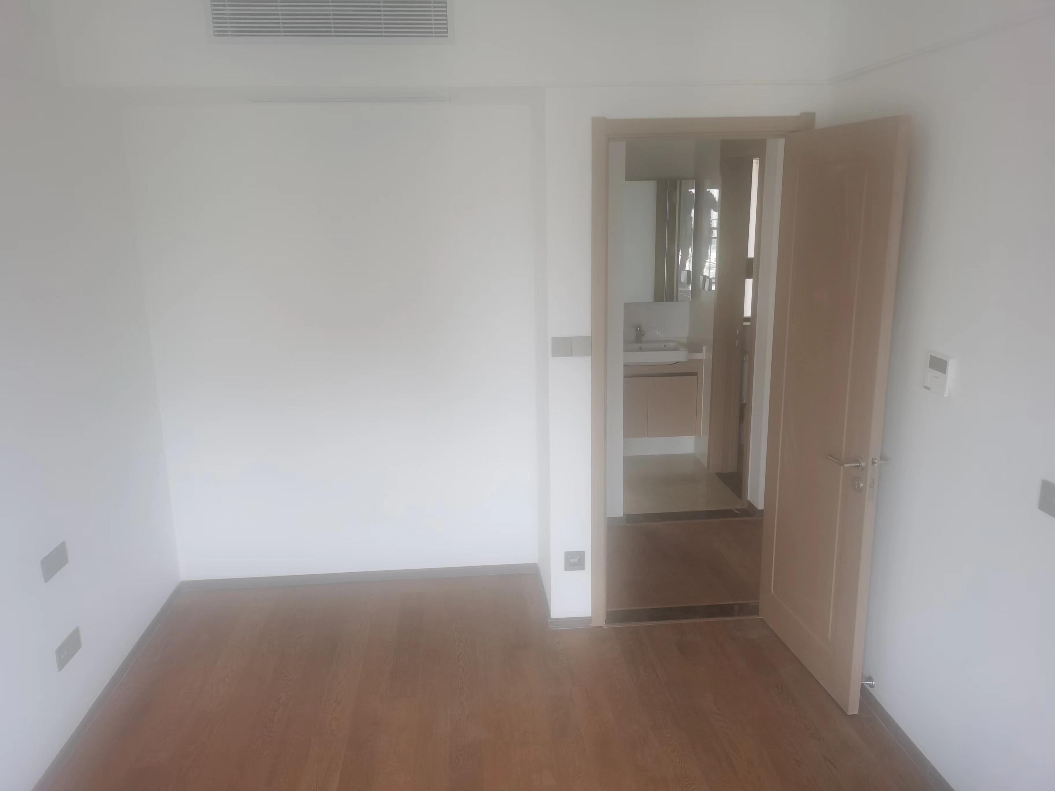春风南岸西园 4室2厅2卫 140m&sup2;