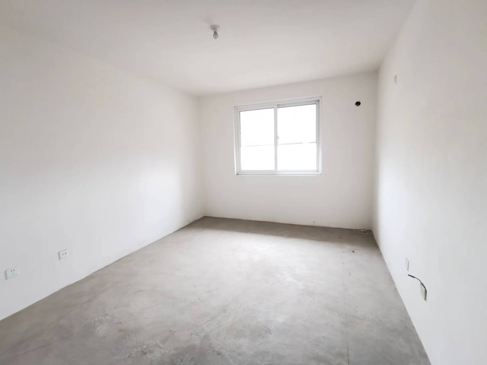 江海东苑 3室2厅2卫 150m&sup2;