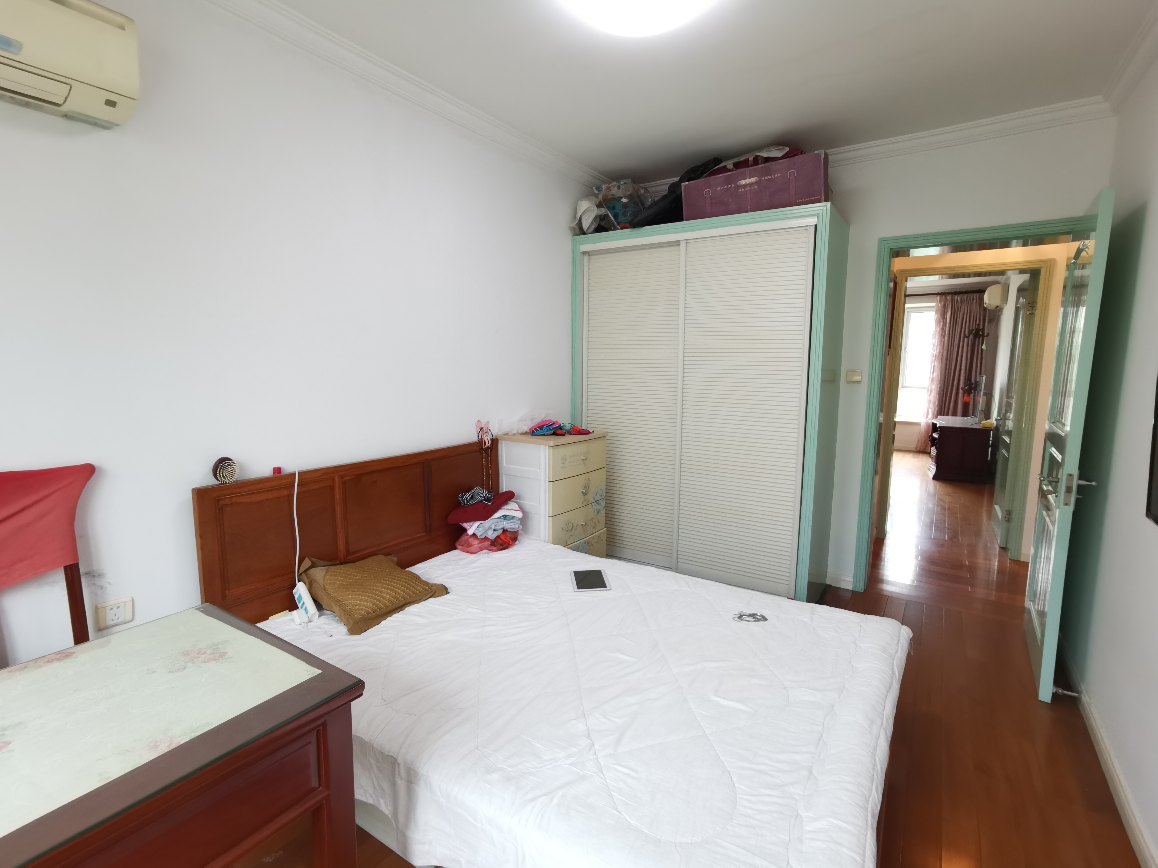 天安花园 4室2厅2卫 143.60m&sup2;