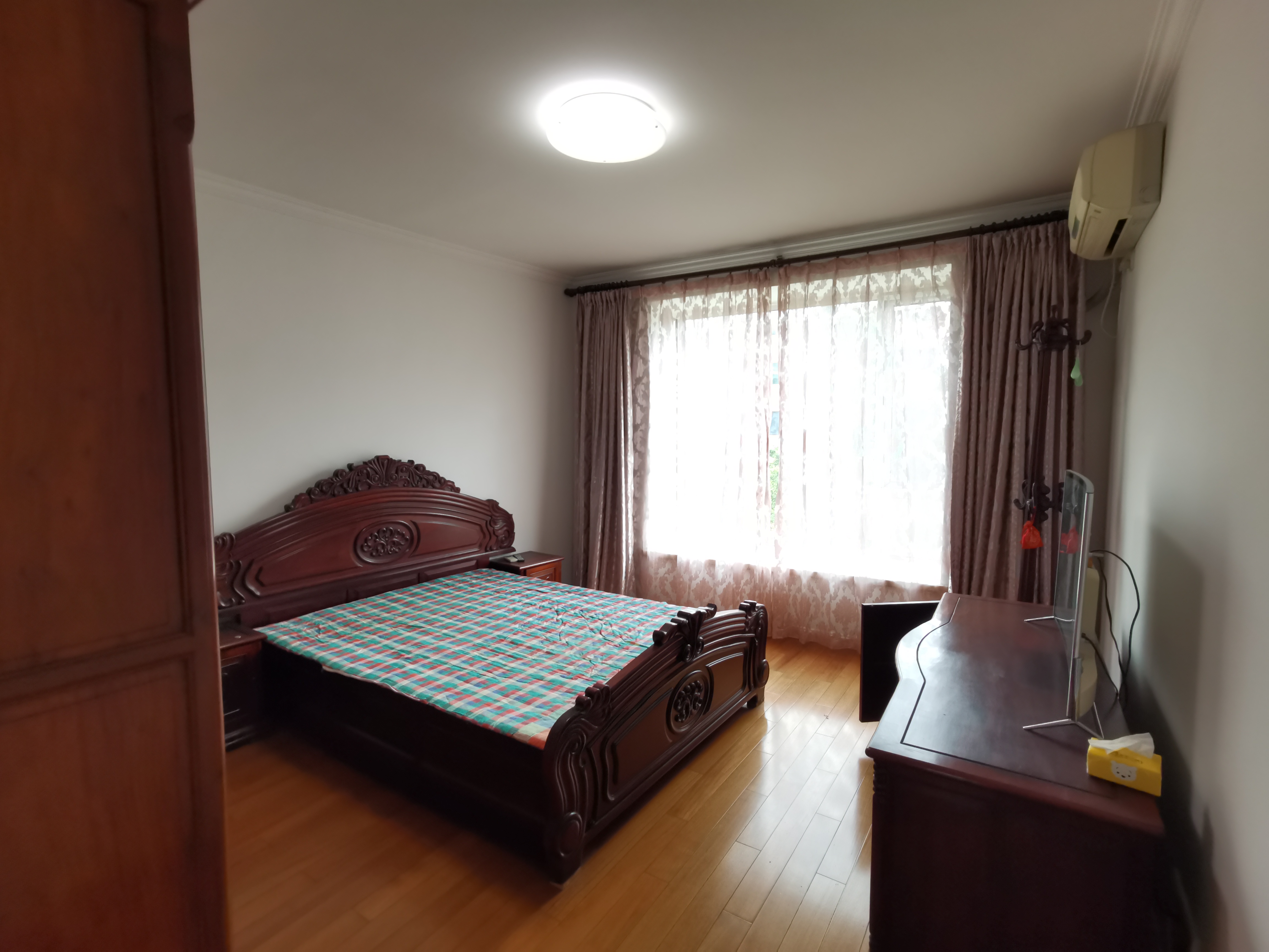 天安花园 4室2厅2卫 143.60m&sup2;