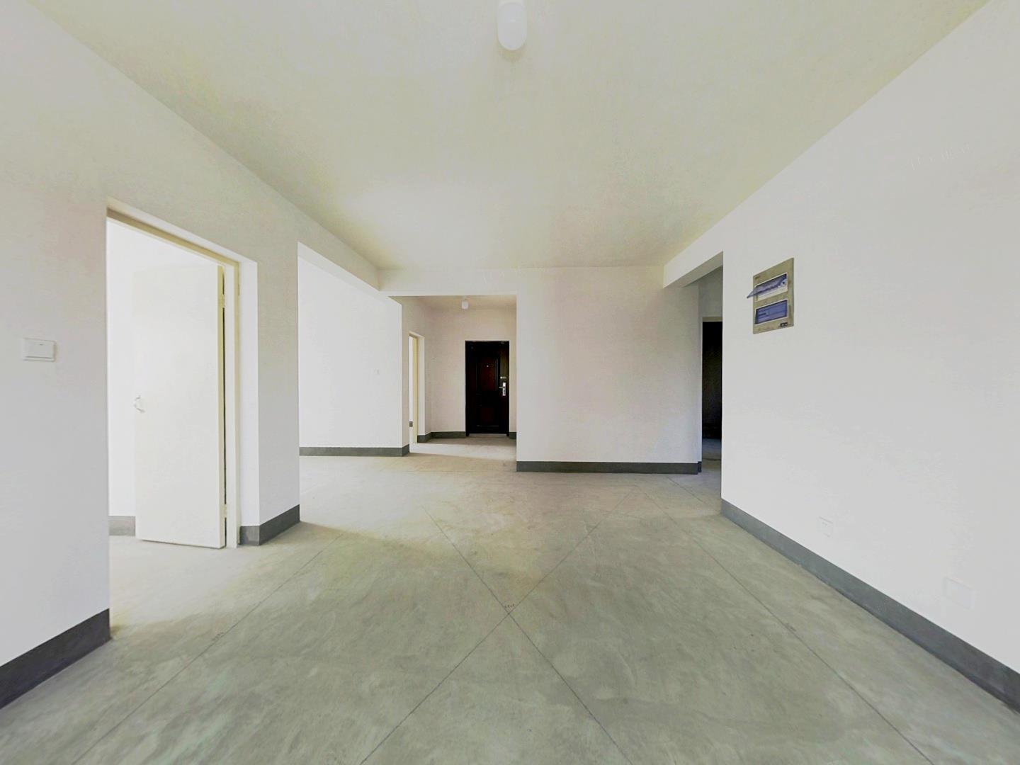 兴石花园 3室2厅1卫 119.00m&sup2;