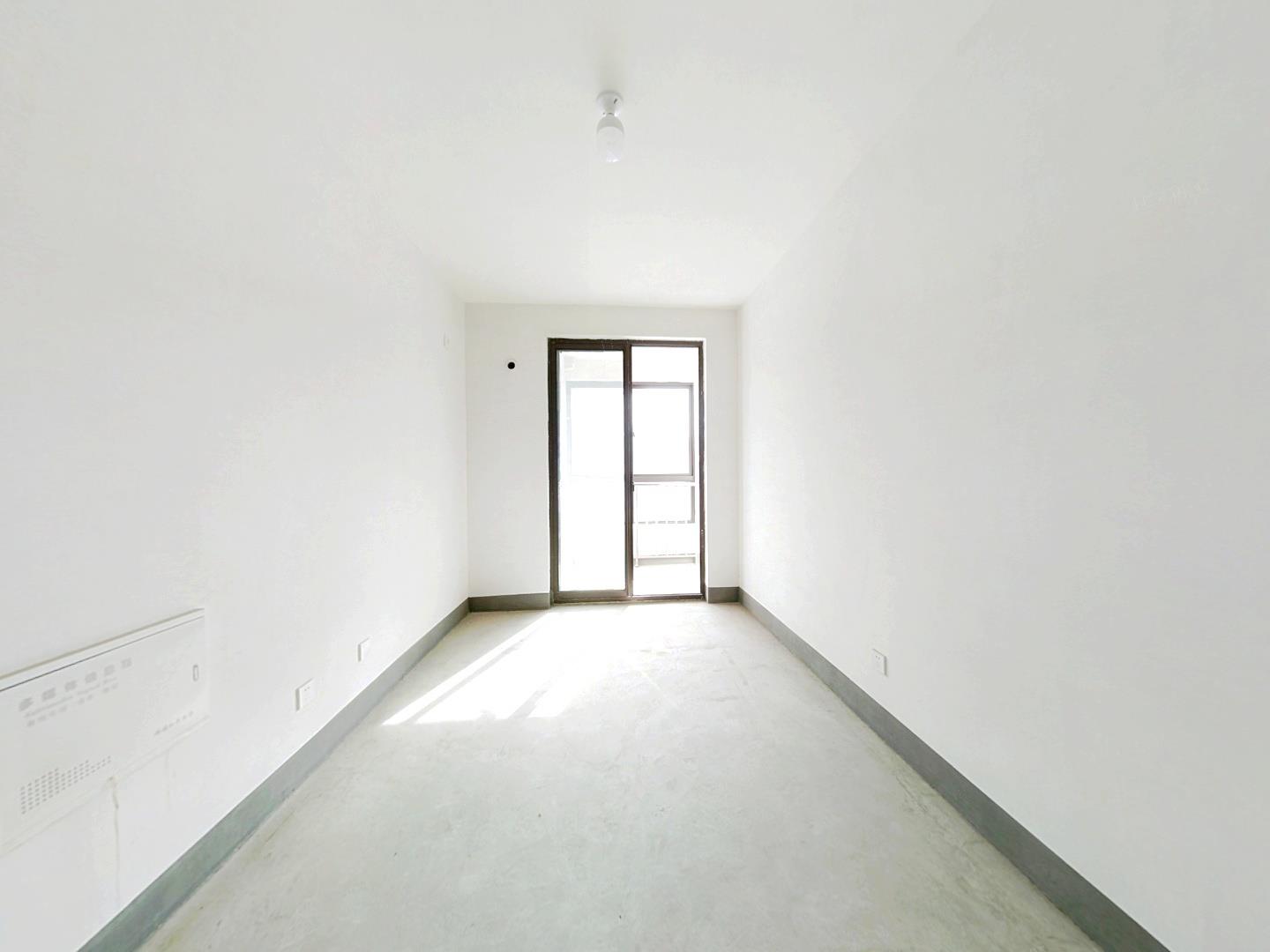 兴石花园 3室2厅1卫 119.00m&sup2;