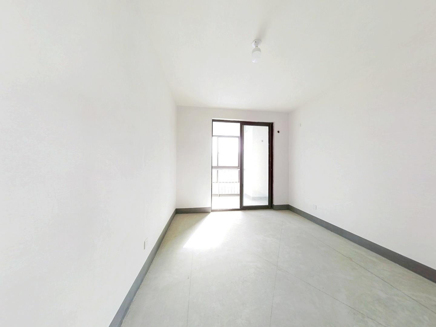 兴石花园 3室2厅1卫 119.00m&sup2;