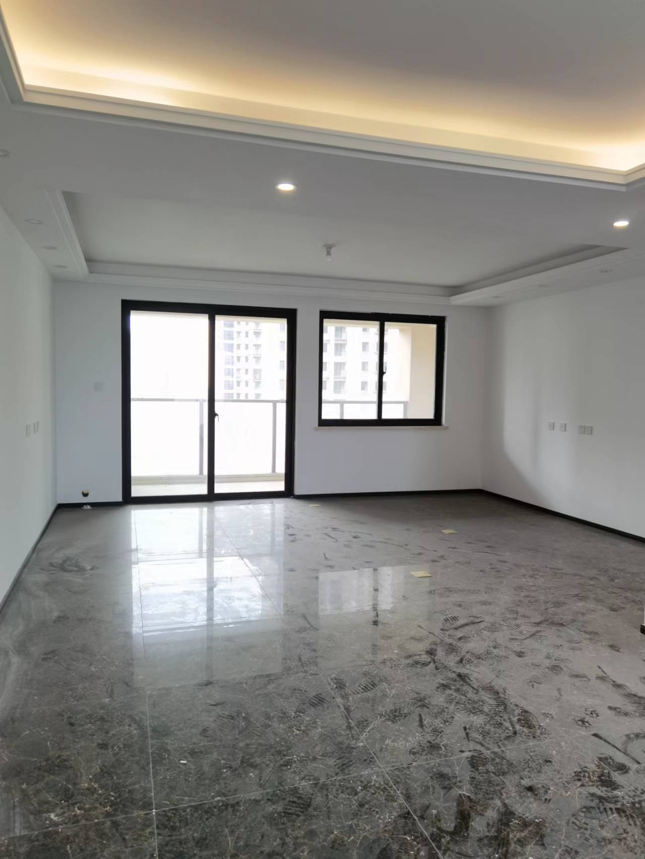 云樾东方 3室2厅2卫 136m&sup2;