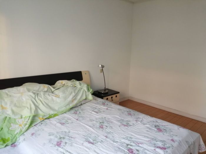 紫东花苑 3室2厅1卫 137m&sup2;