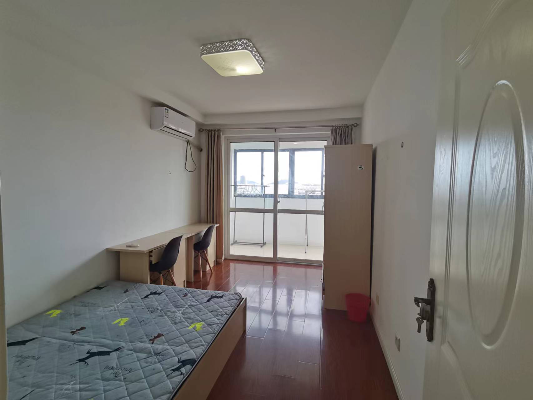 新城新苑 3室2厅1卫 119m&sup2;