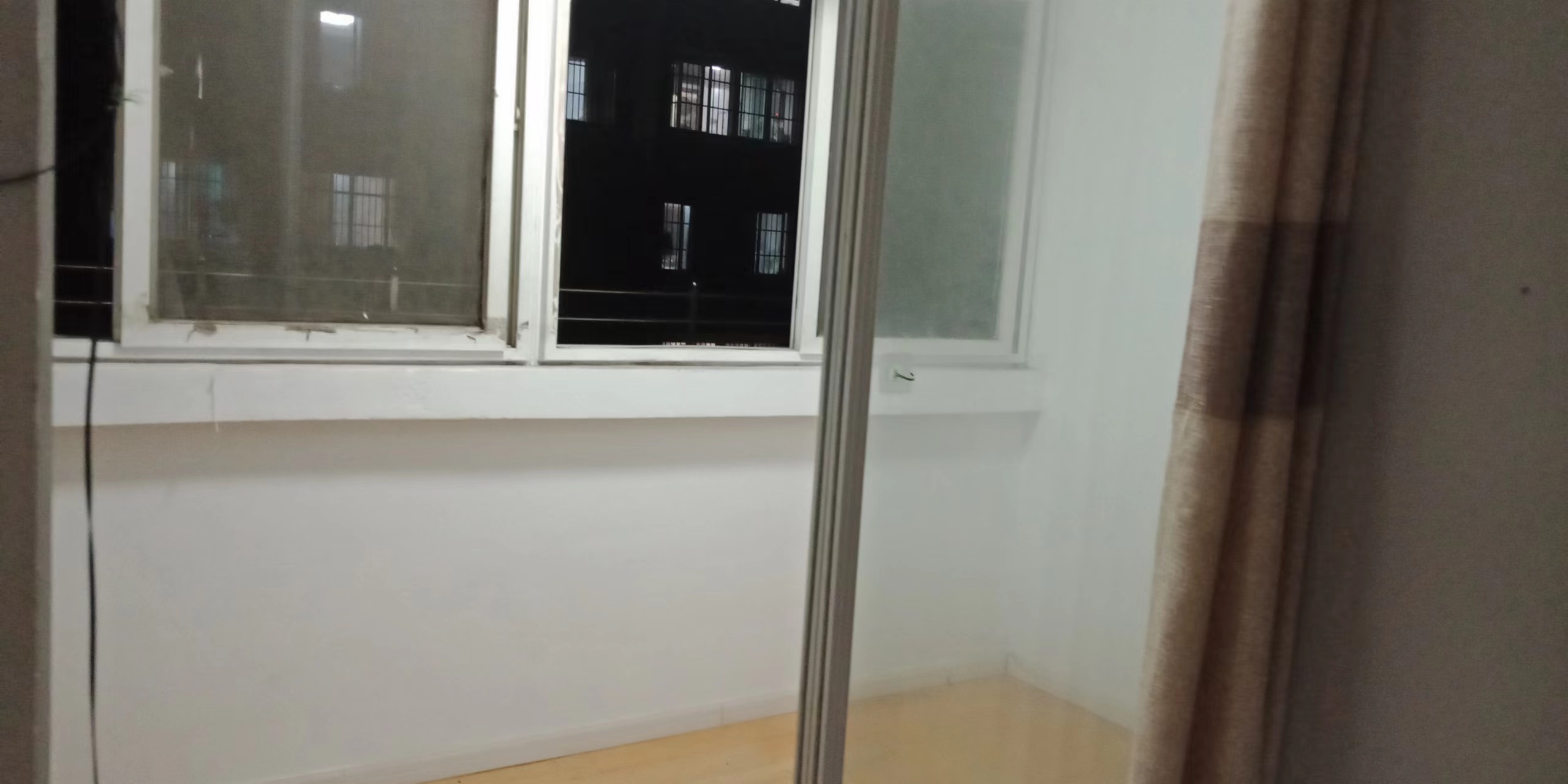 天馨花苑 2室1厅1卫 81.57m&sup2;