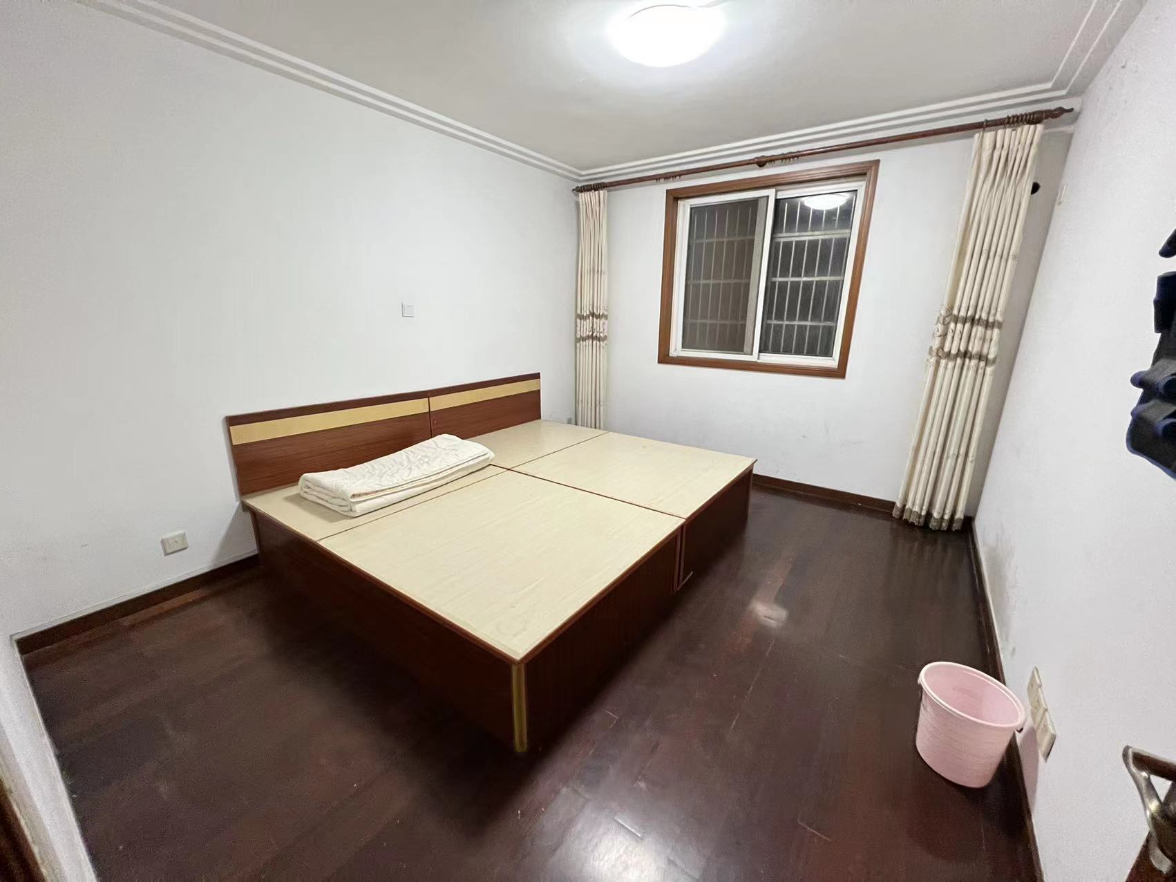 森大蒂花苑北区 3室2厅1卫 135m&sup2;
