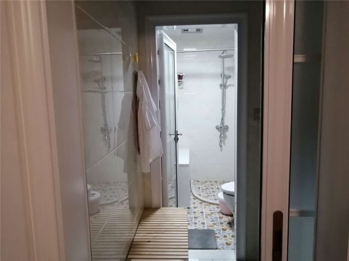 万濠世家 3室2厅1卫 110m²