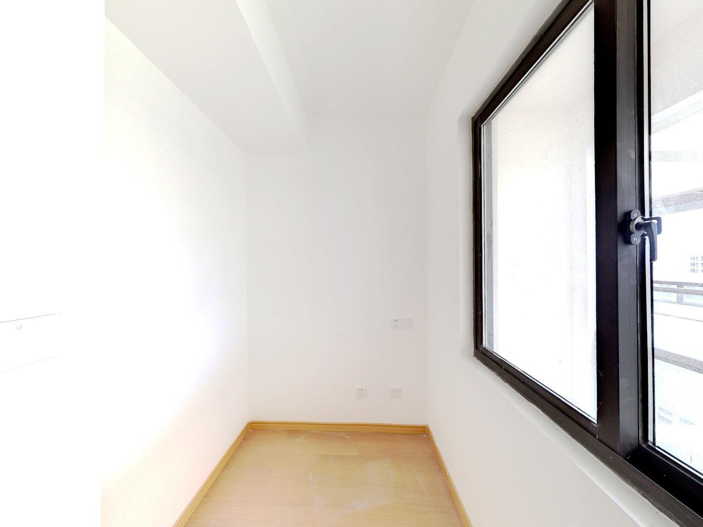 时光漫城 3室2厅1卫 93m&sup2;