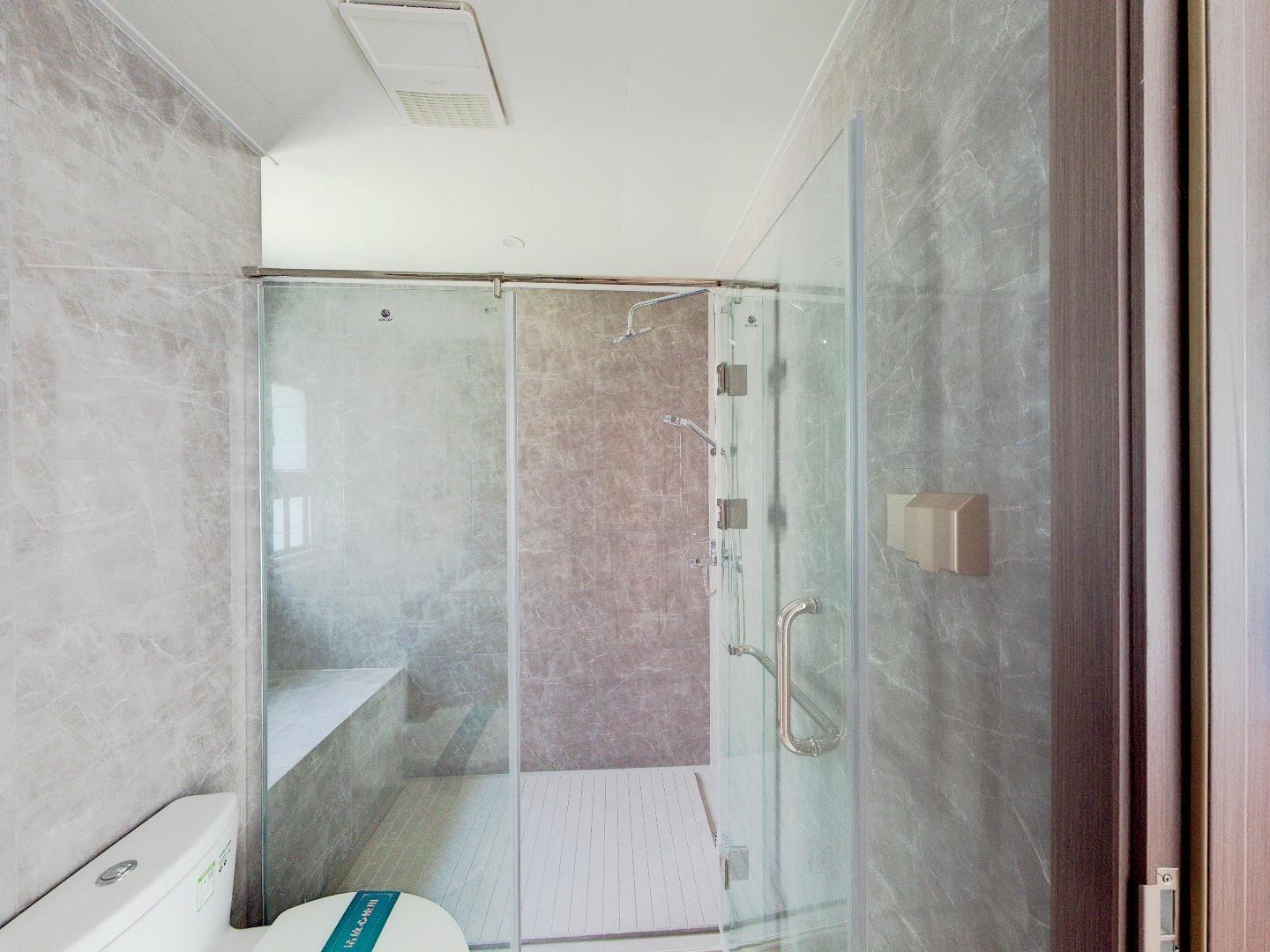 中海上东区 3室2厅2卫 125m&sup2;