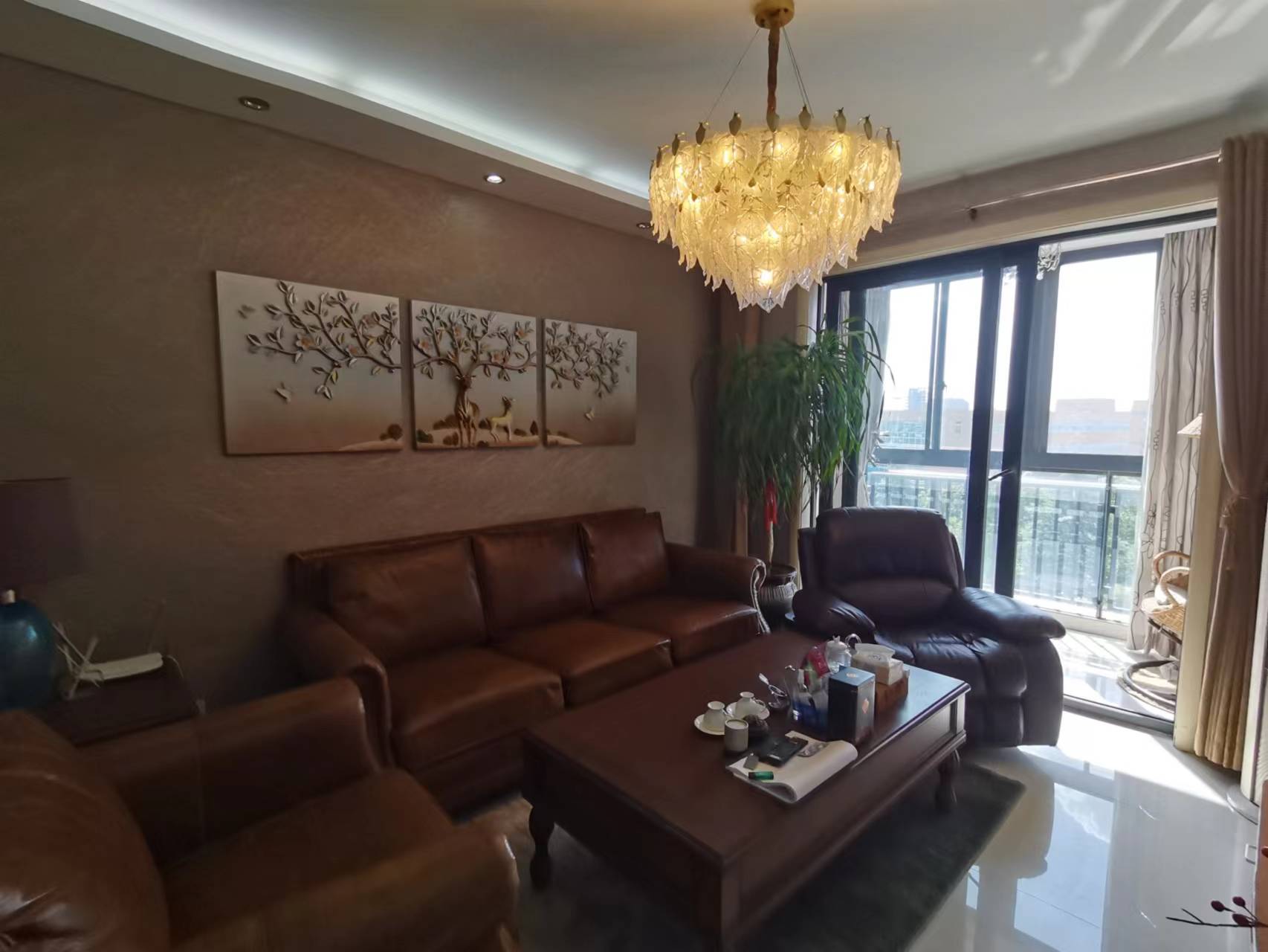 金水湾花园 4室2厅2卫 167m&sup2;