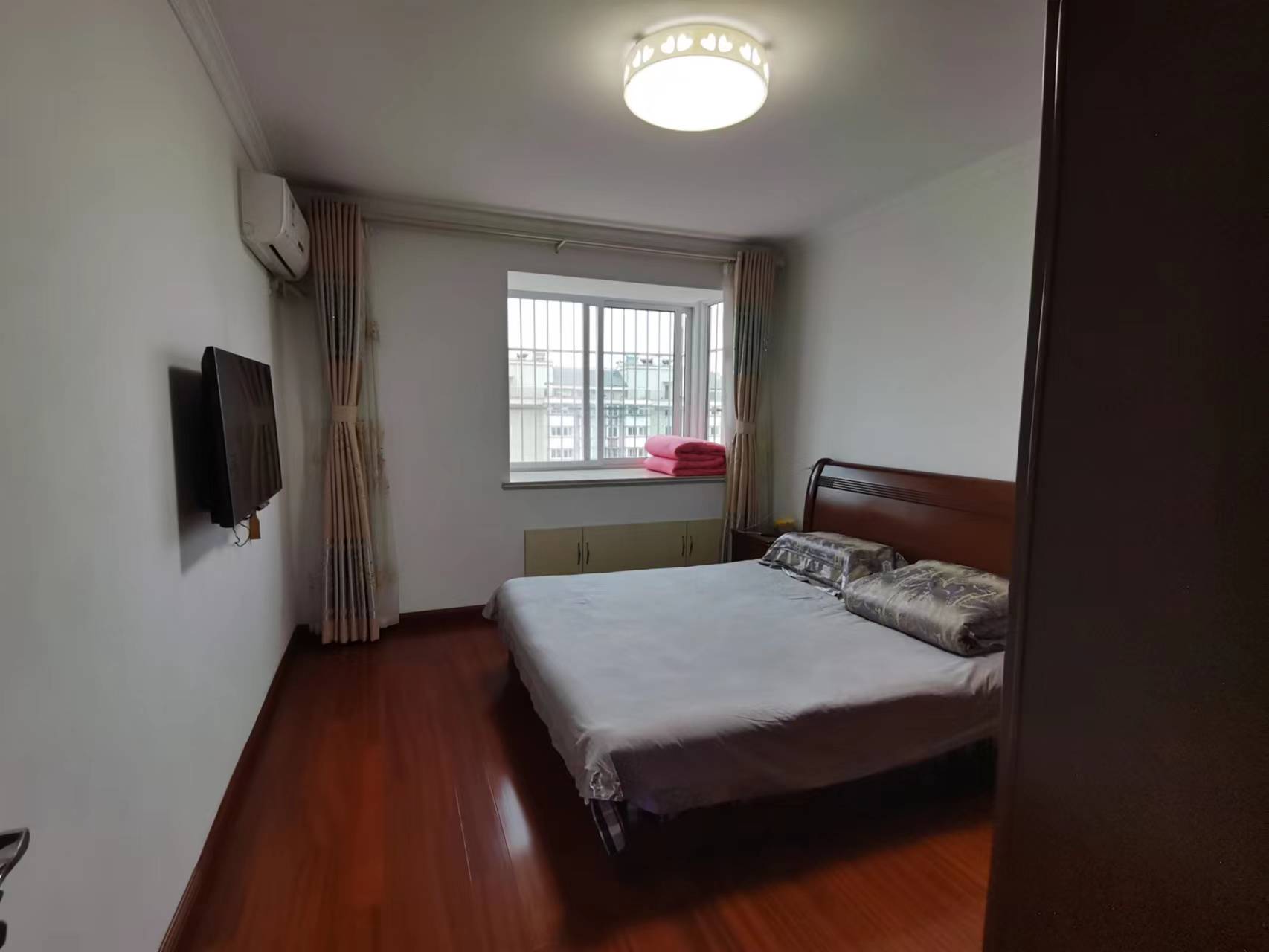 天一裕景苑 4室3厅3卫 131m&sup2;