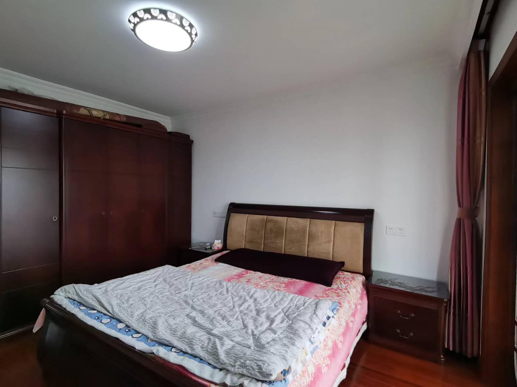天一裕景苑 4室3厅3卫 131m&sup2;