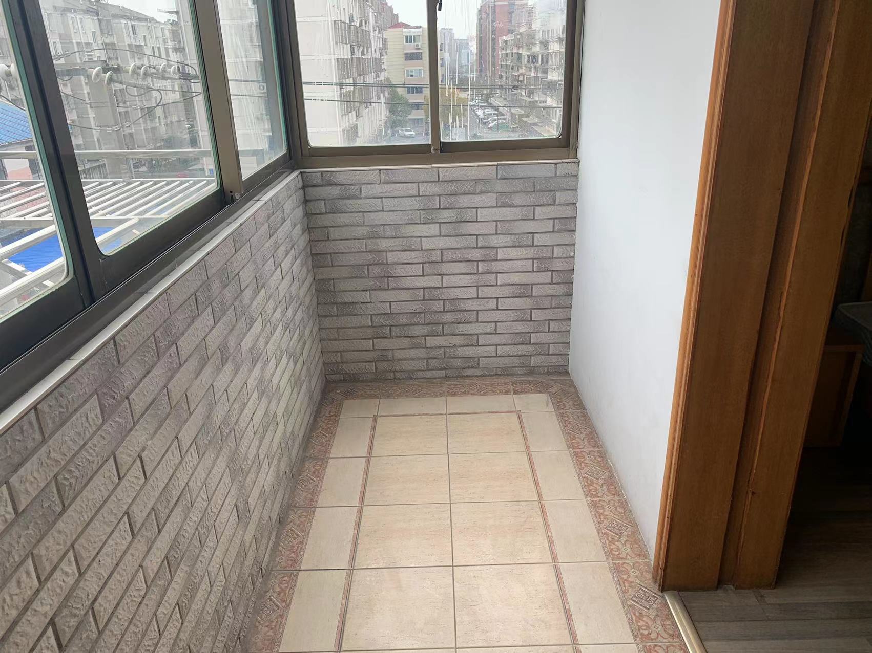 光明南村 2室1厅1卫 67.57m&sup2;