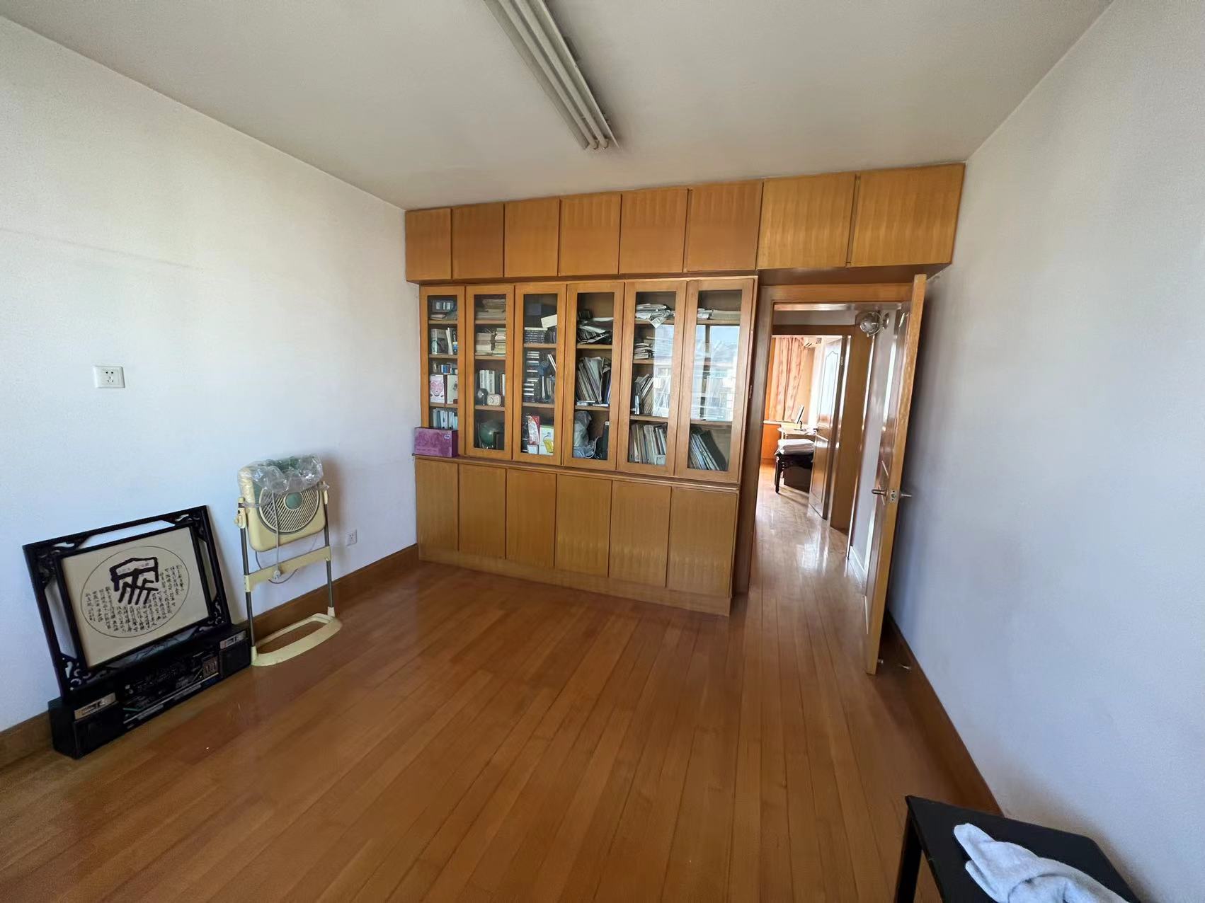 北郭东村南区 5室2厅2卫 129.58m&sup2;