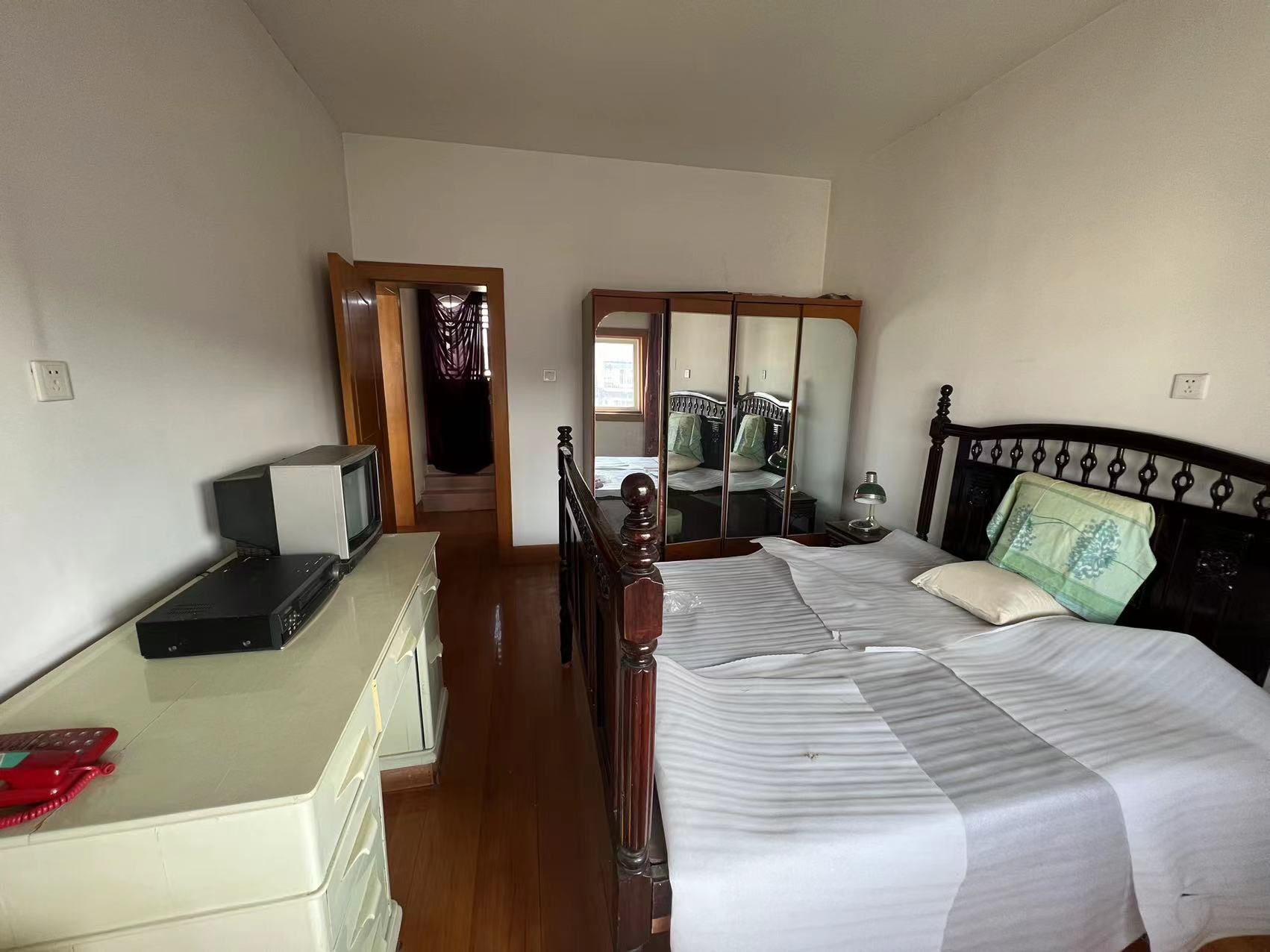 北郭东村南区 5室2厅2卫 129.58m&sup2;