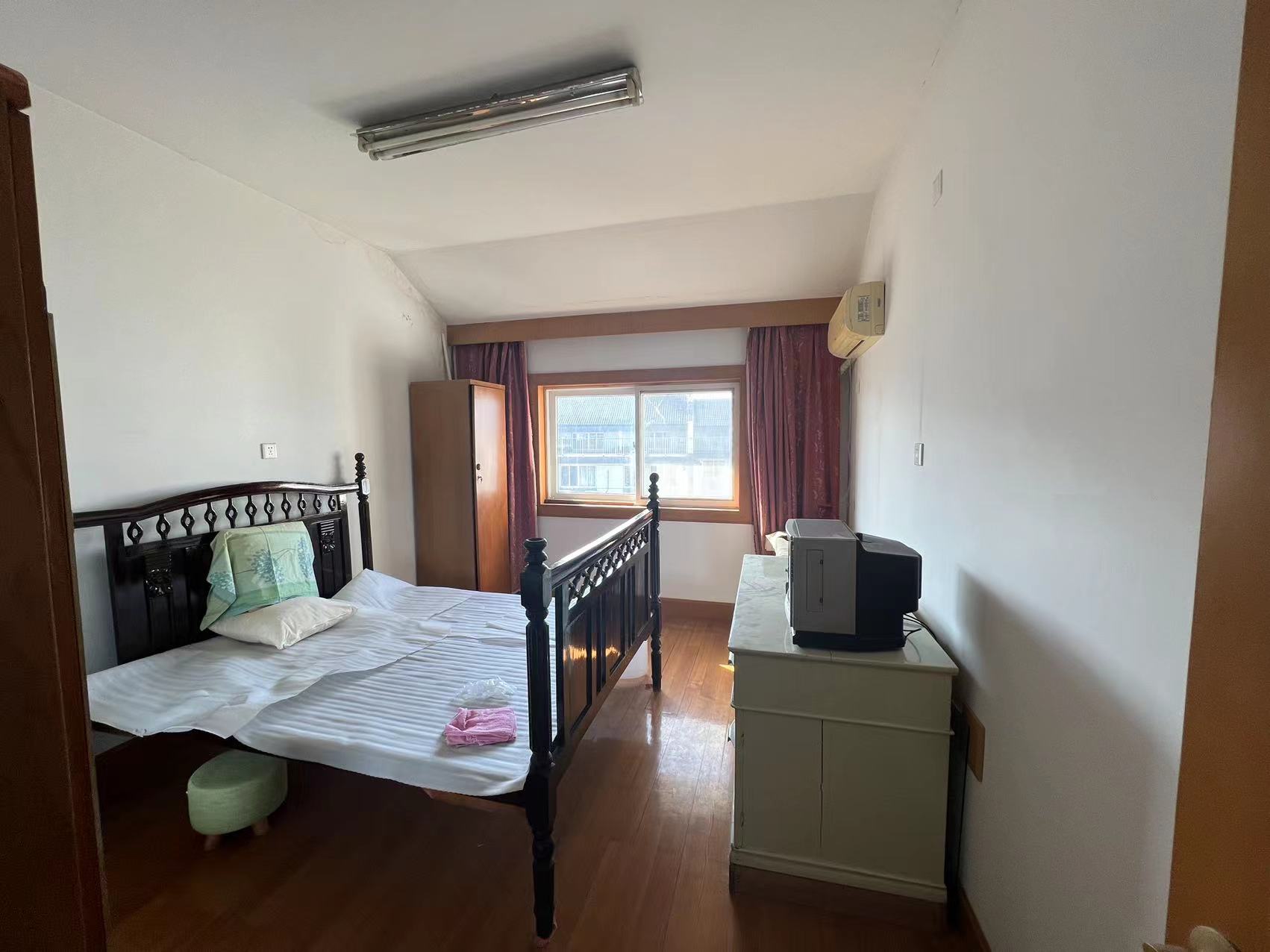 北郭东村南区 5室2厅2卫 129.58m&sup2;