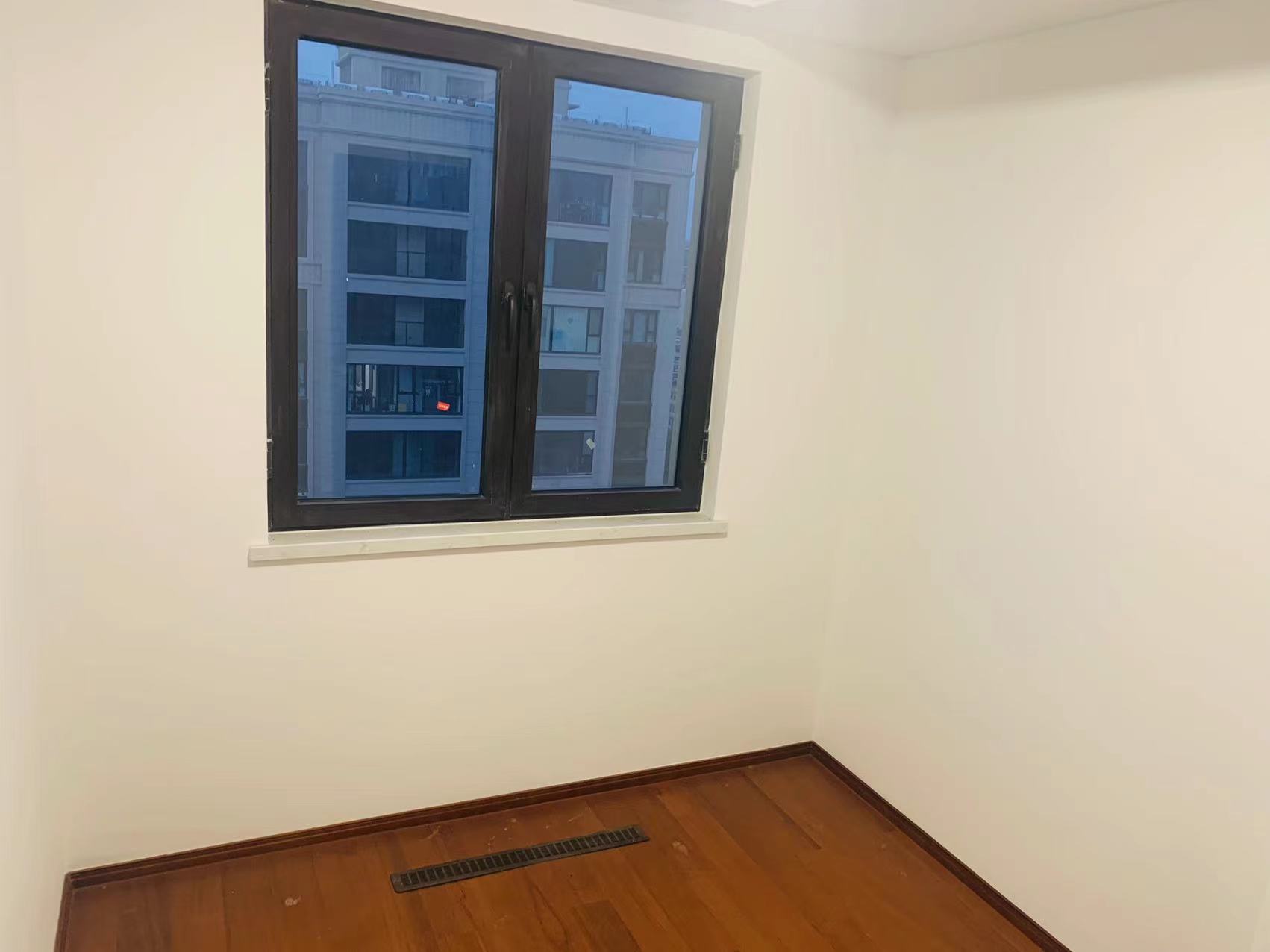 崇川金茂府 4室2厅2卫 140m&sup2;