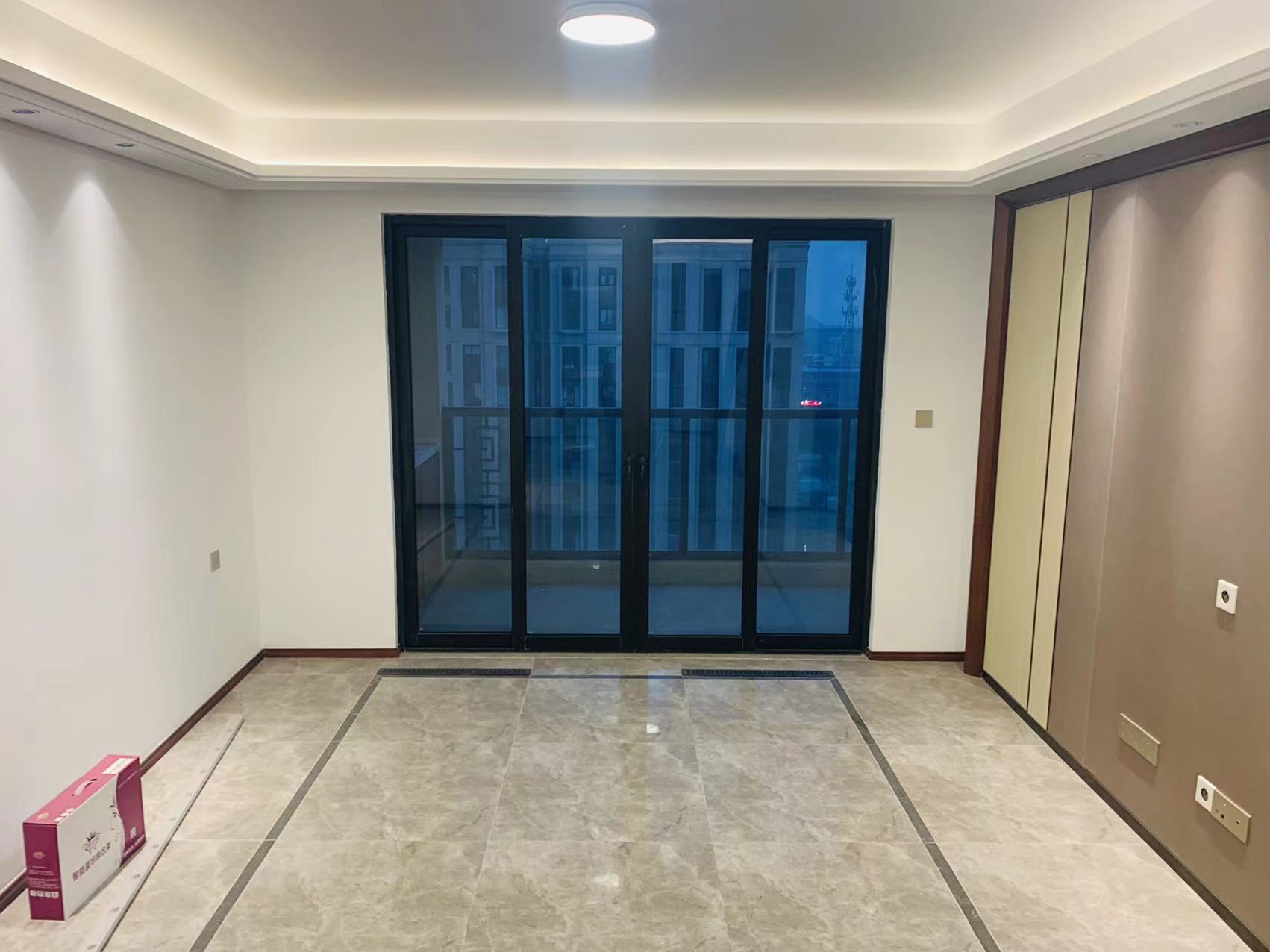 崇川金茂府 4室2厅2卫 140m&sup2;