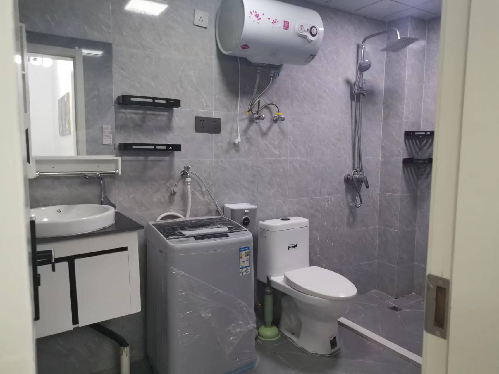 紫东南苑南区 2室2厅1卫 95m&sup2;