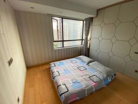 万通城 2室1厅1卫 87m&sup2;