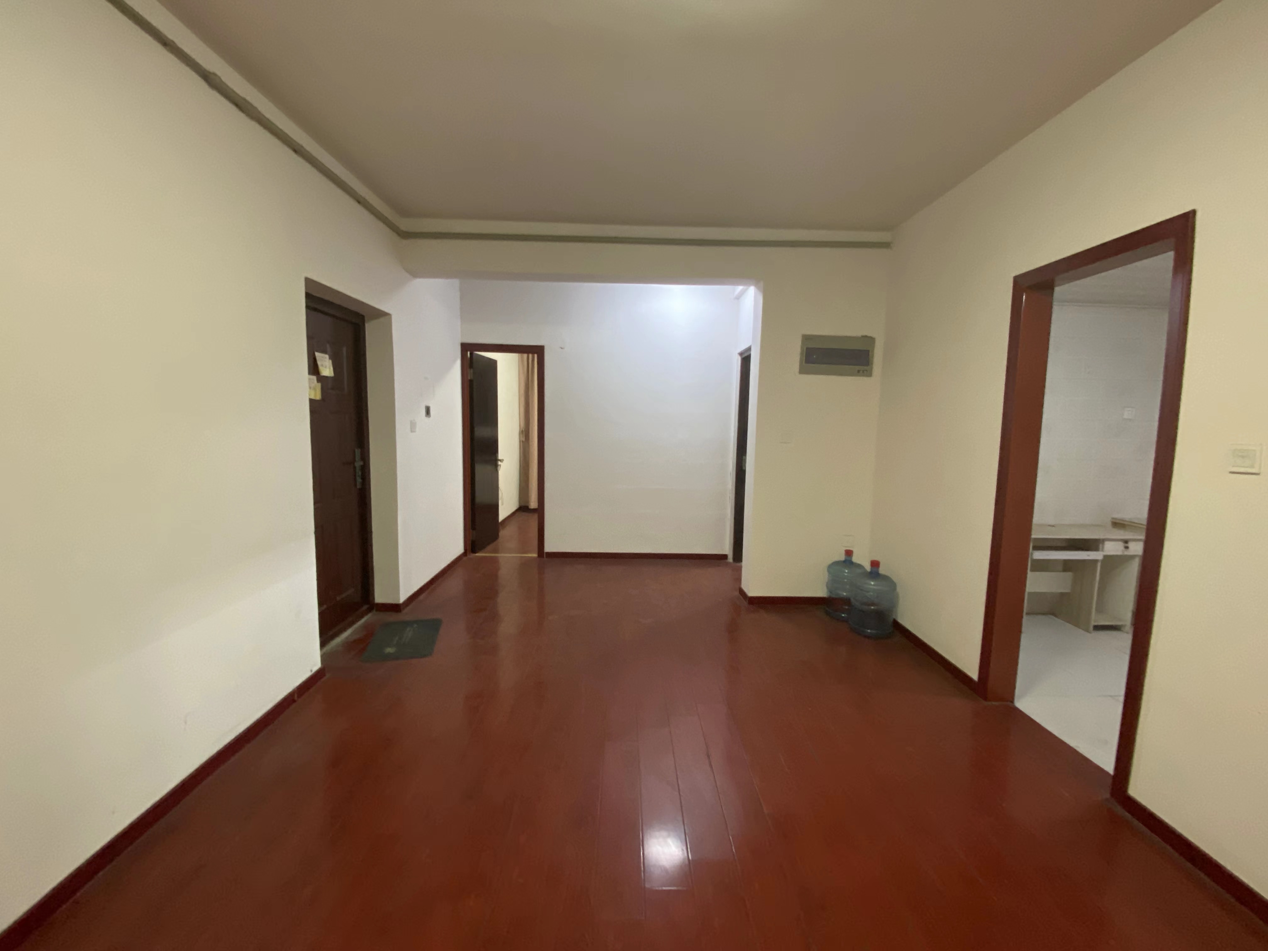 和融&bull;优山美地名邸 3室1厅1卫 117m&sup2;