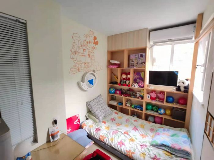 军山花园 6室3厅3卫 240m&sup2;
