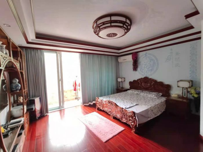 军山花园 6室3厅3卫 240m&sup2;