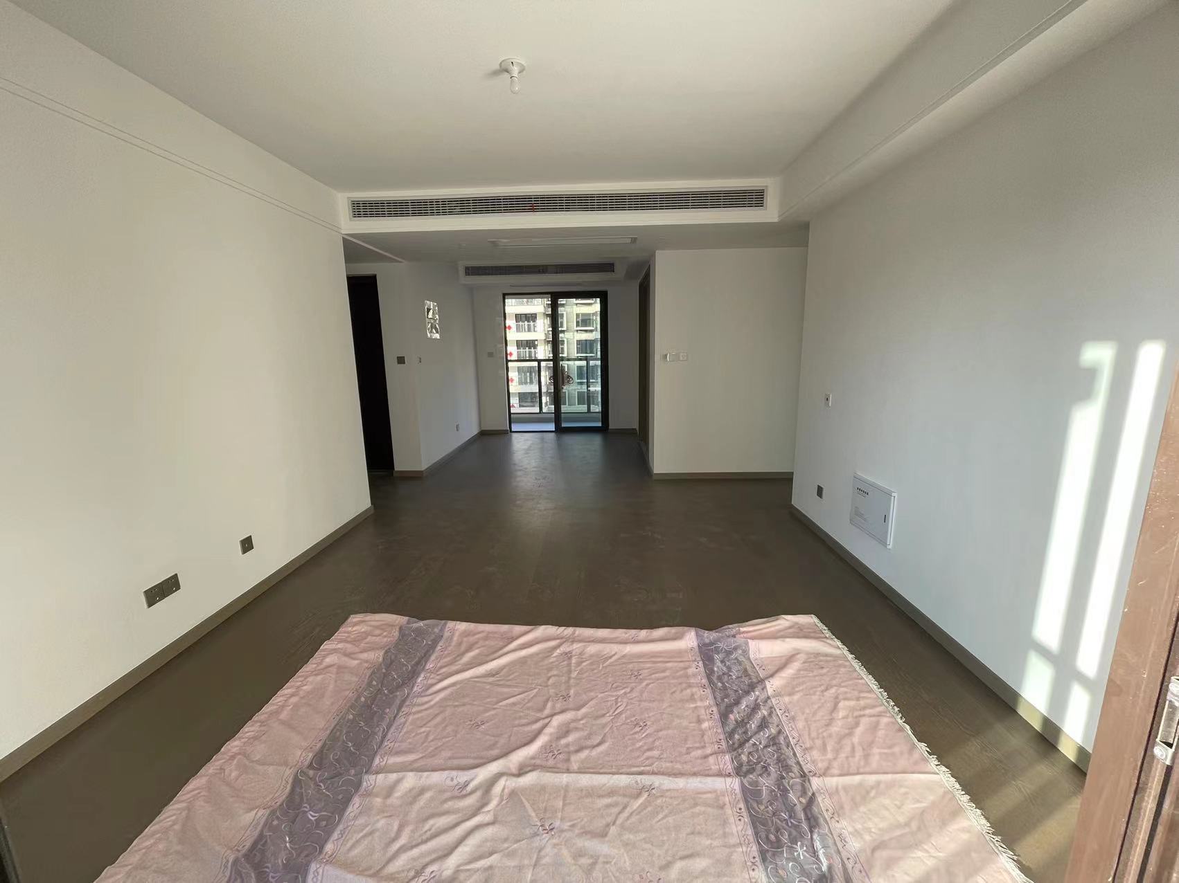 时光漫城 4室2厅2卫 135.00m²