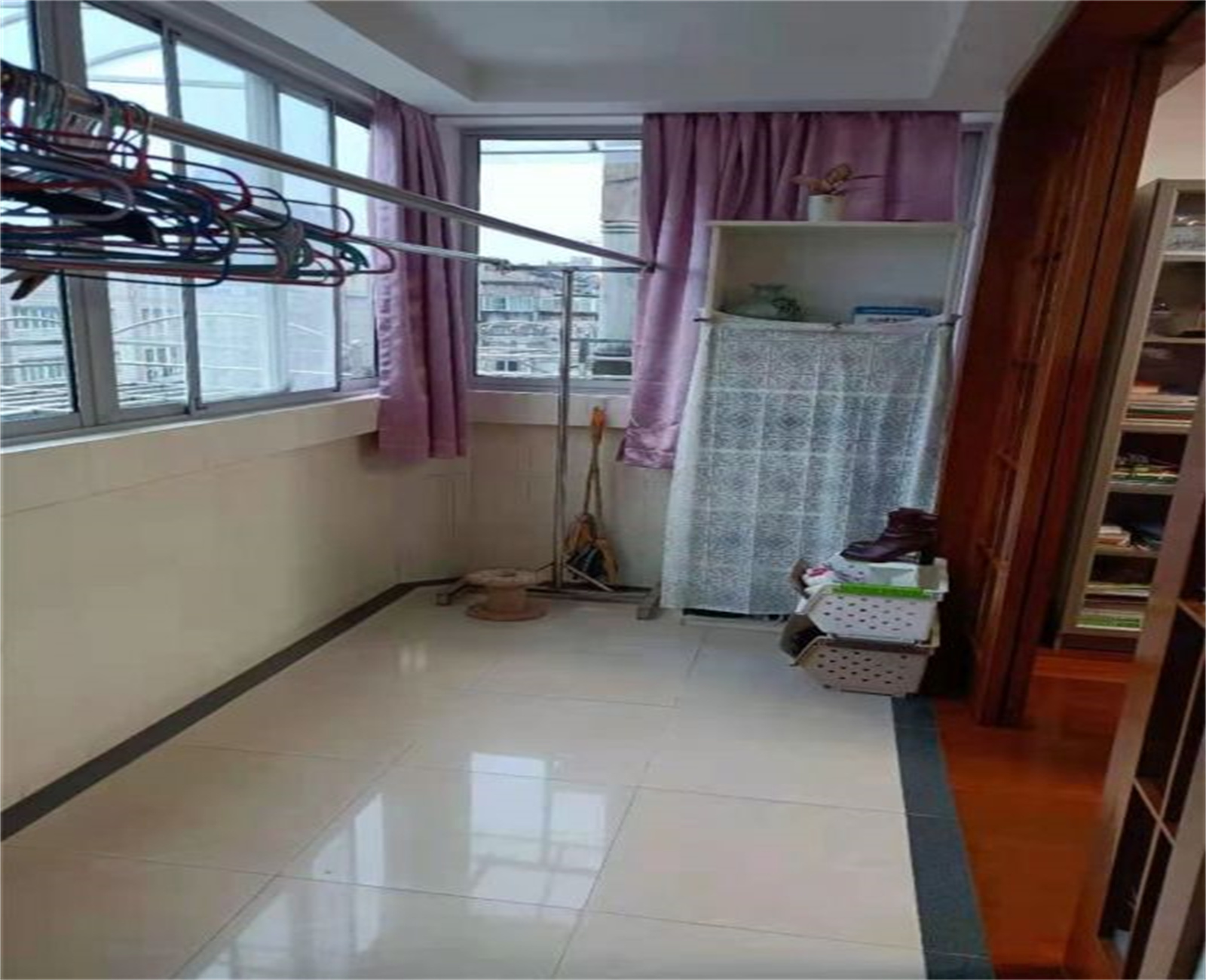 小石桥花苑 5室2厅2卫 183m&sup2;