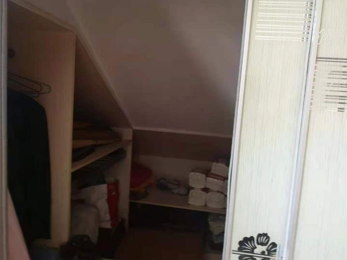 紫东花苑 5室1厅2卫 94.5m&sup2;