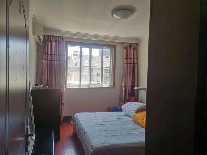 紫东花苑 5室1厅2卫 94.5m&sup2;