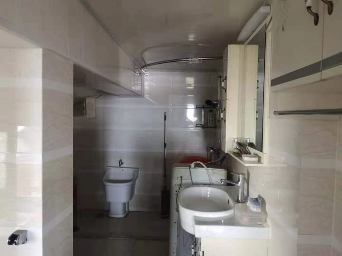 紫东花苑 5室1厅2卫 94.5m&sup2;