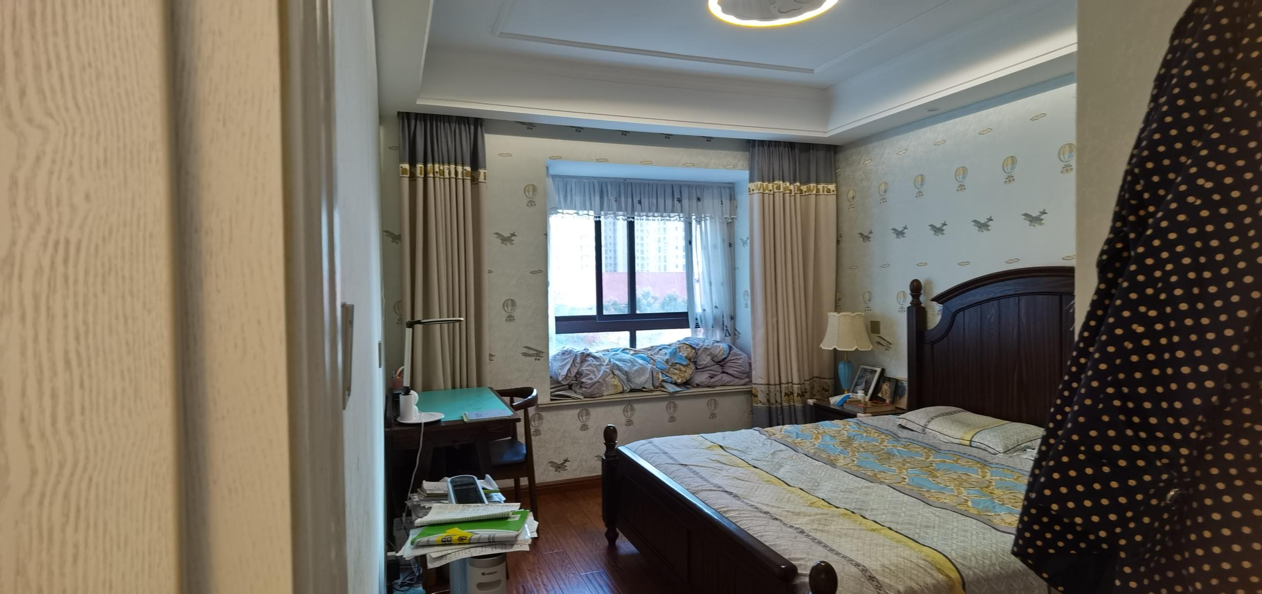 皇家花园北区 3室2厅2卫 118.00m&sup2;