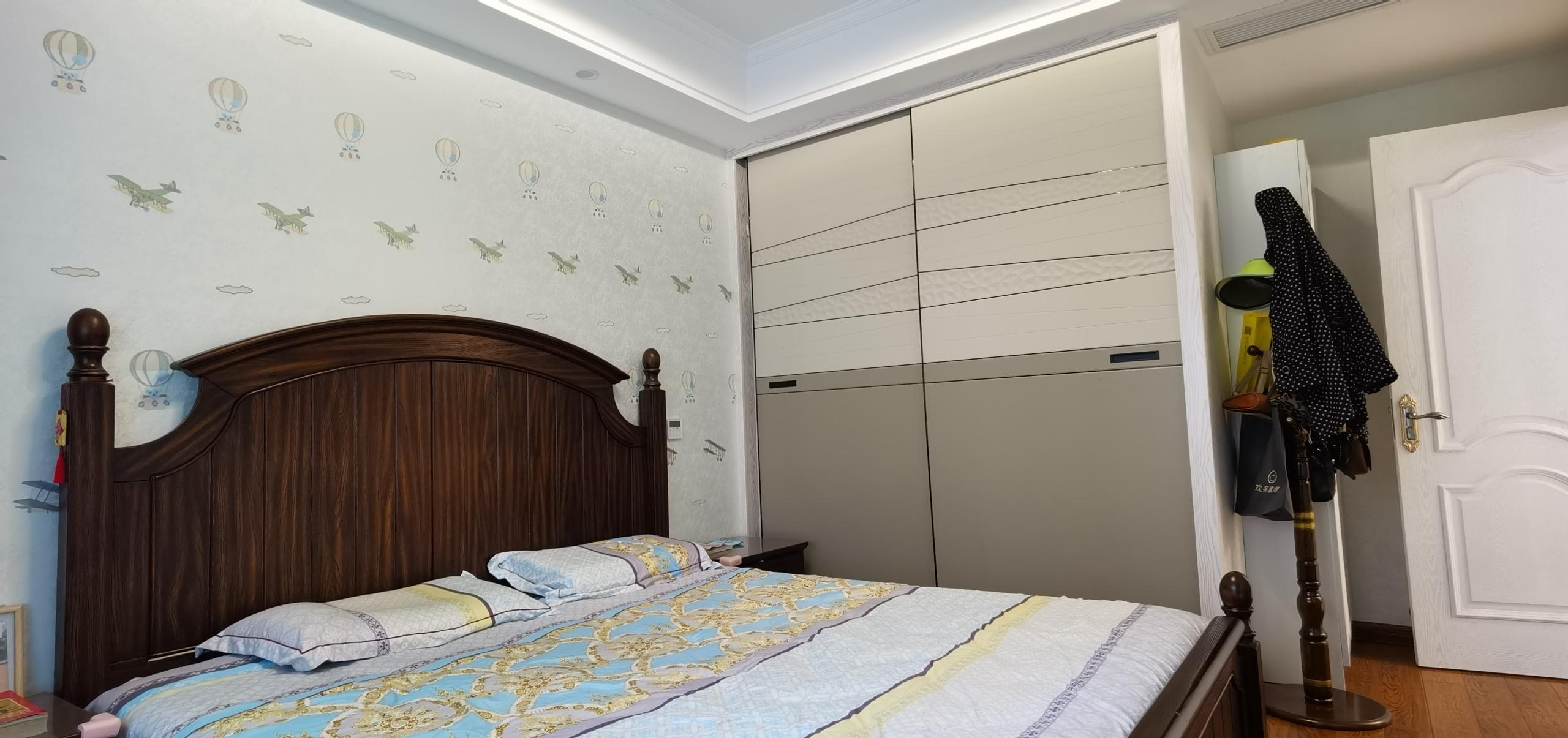 皇家花园北区 3室2厅2卫 118.00m&sup2;