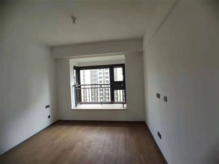 春风南岸西园 4室2厅2卫 136m&sup2;
