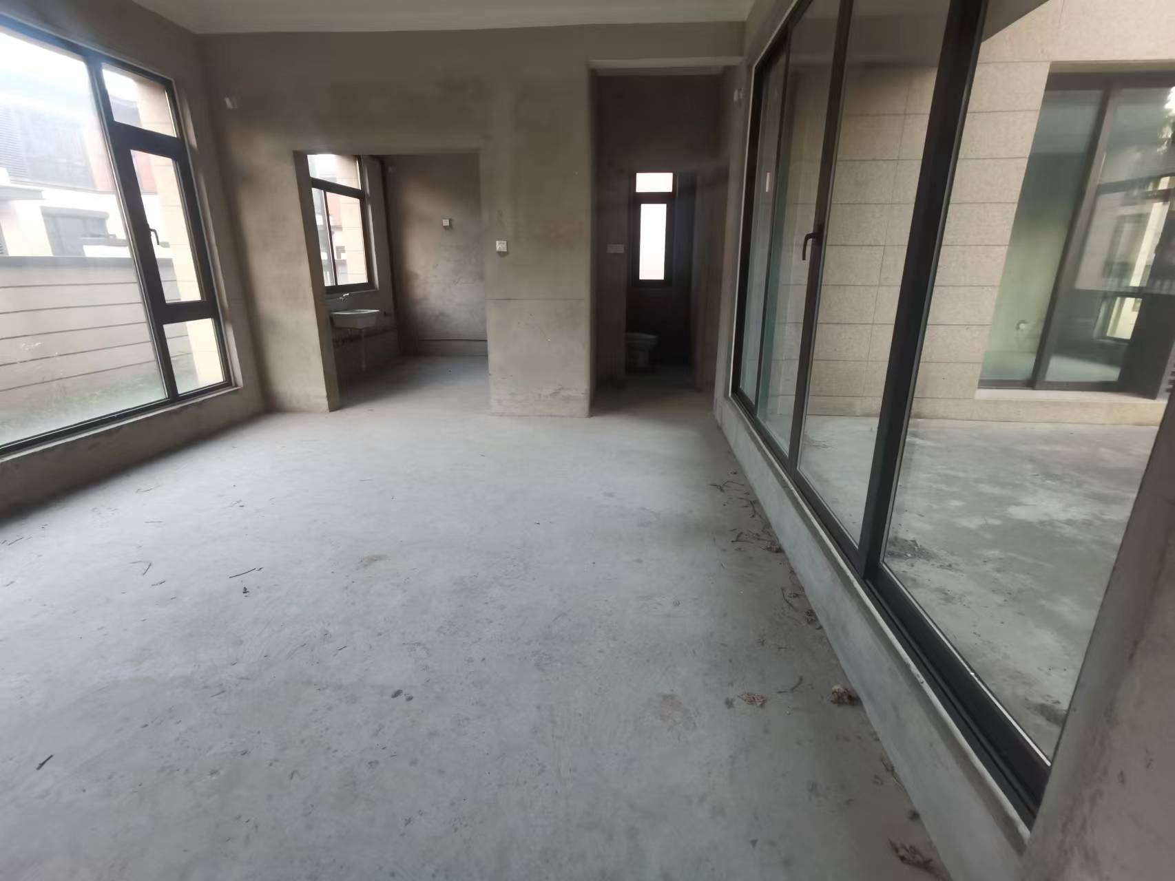 万科白鹭郡 5室2厅3卫 226.97m&sup2;
