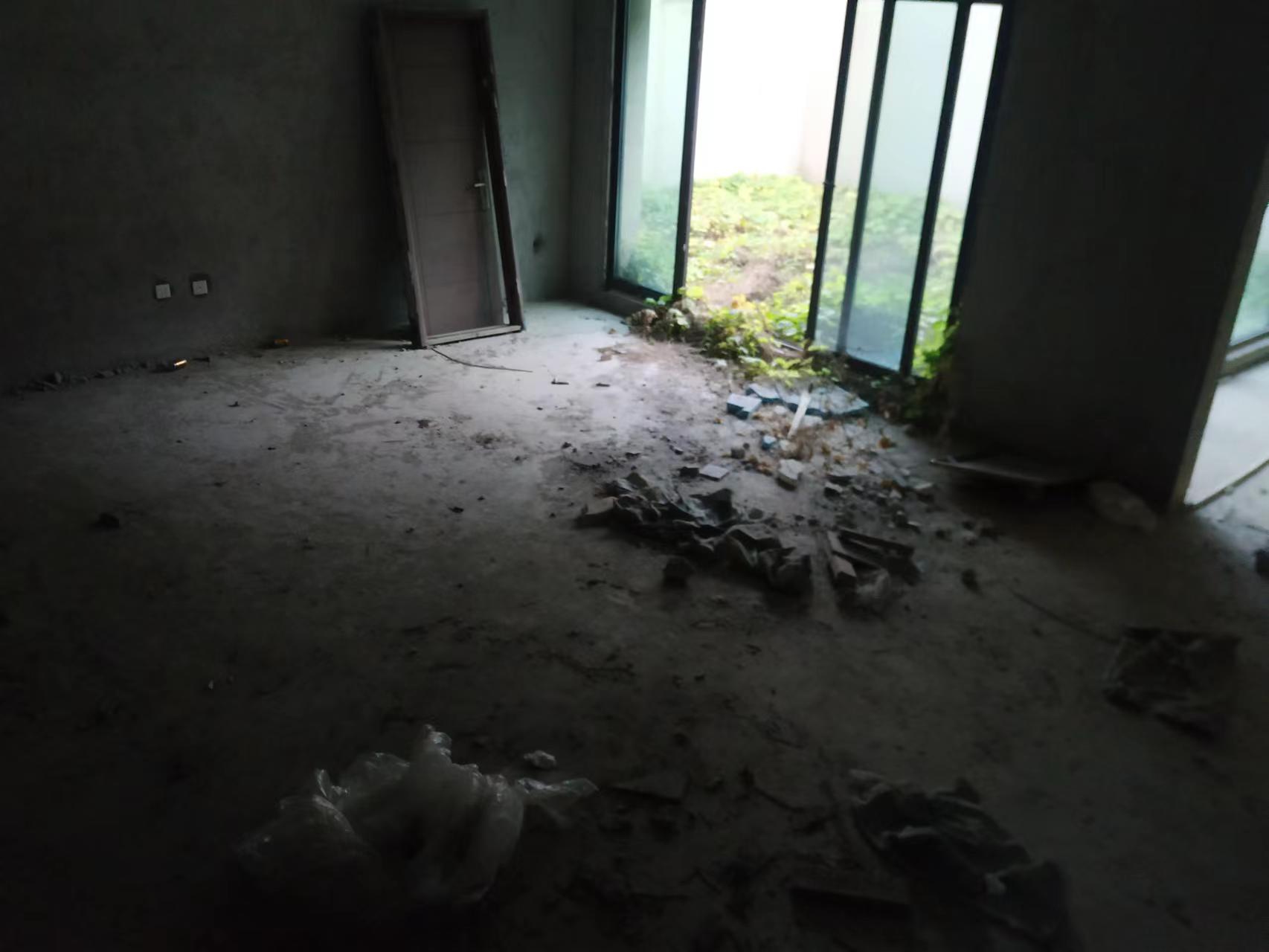 万科白鹭郡 5室3厅2卫 165m²
