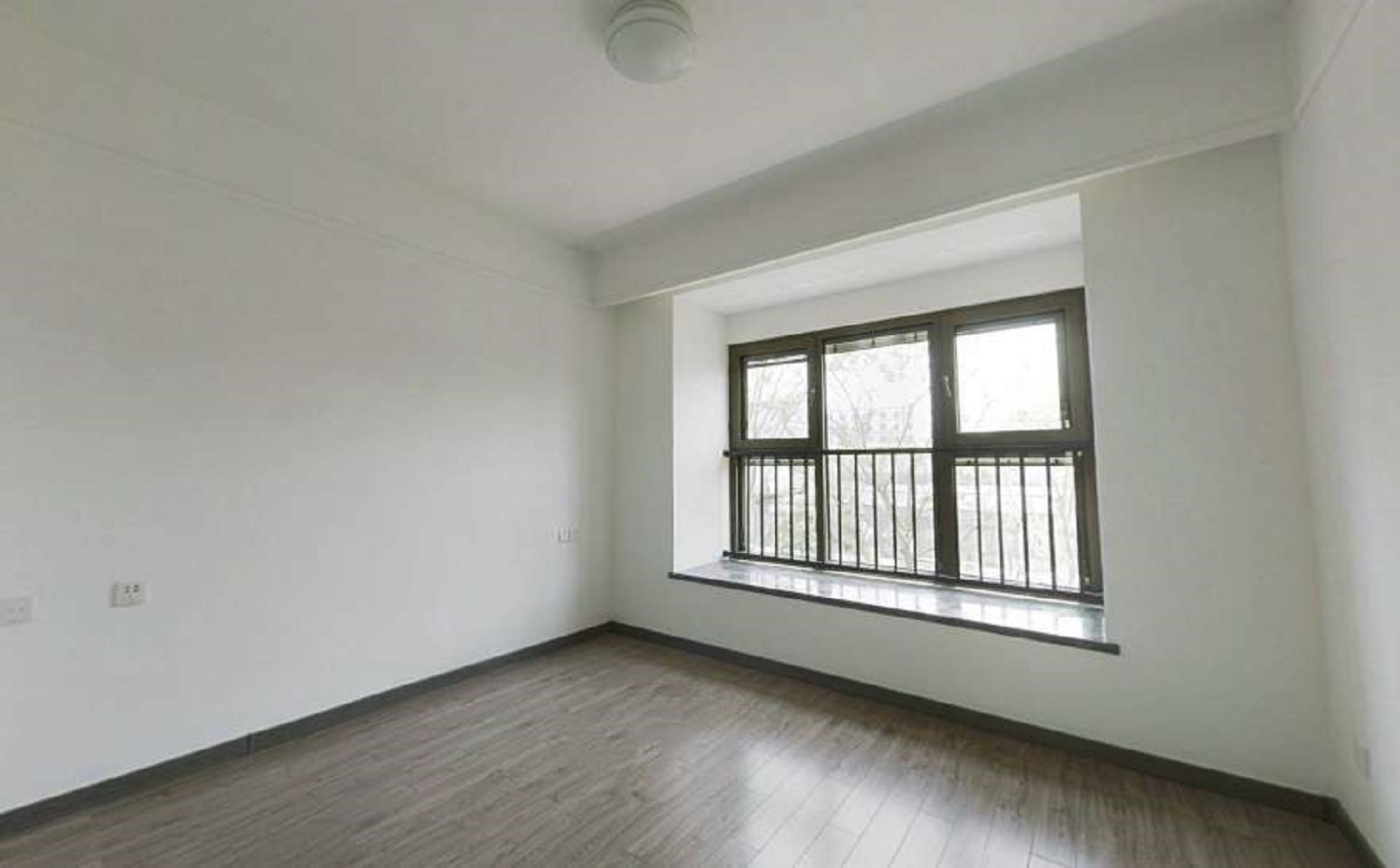 雅居乐鑫基中央公馆东区 2室2厅1卫 110m&sup2;