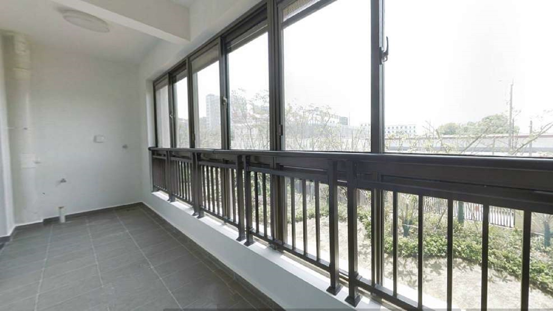 雅居乐鑫基中央公馆东区 2室2厅1卫 110m&sup2;