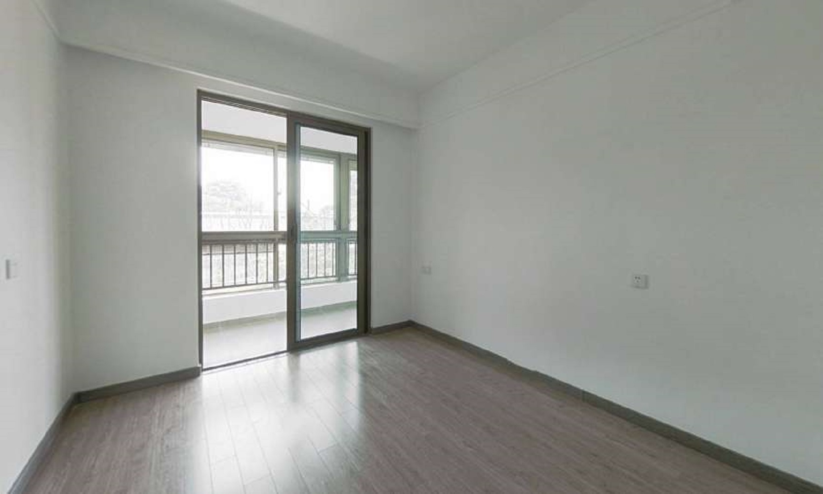 雅居乐鑫基中央公馆东区 2室2厅1卫 110m&sup2;