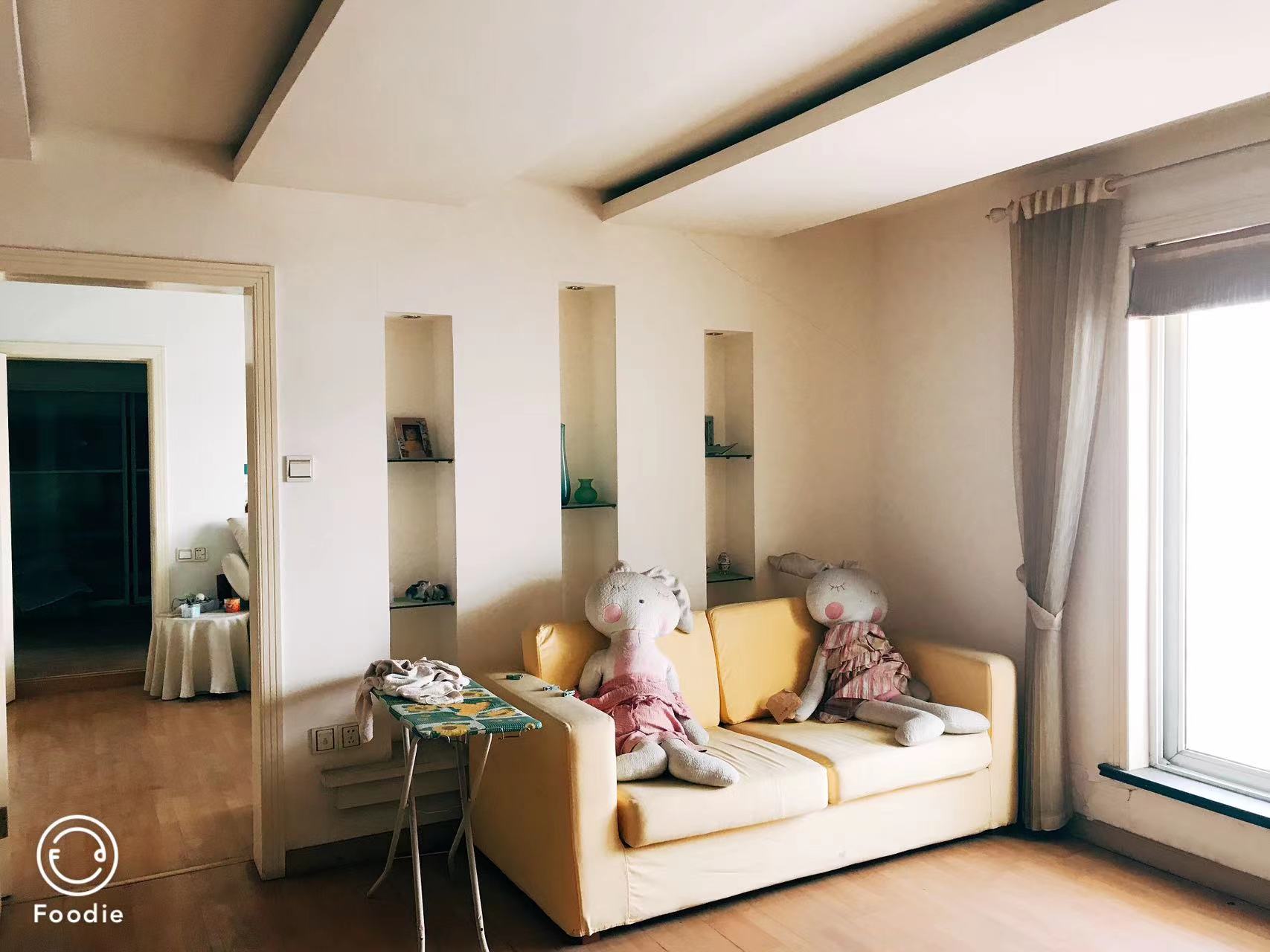 东昇花园 7室2厅3卫 244.00m&sup2;
